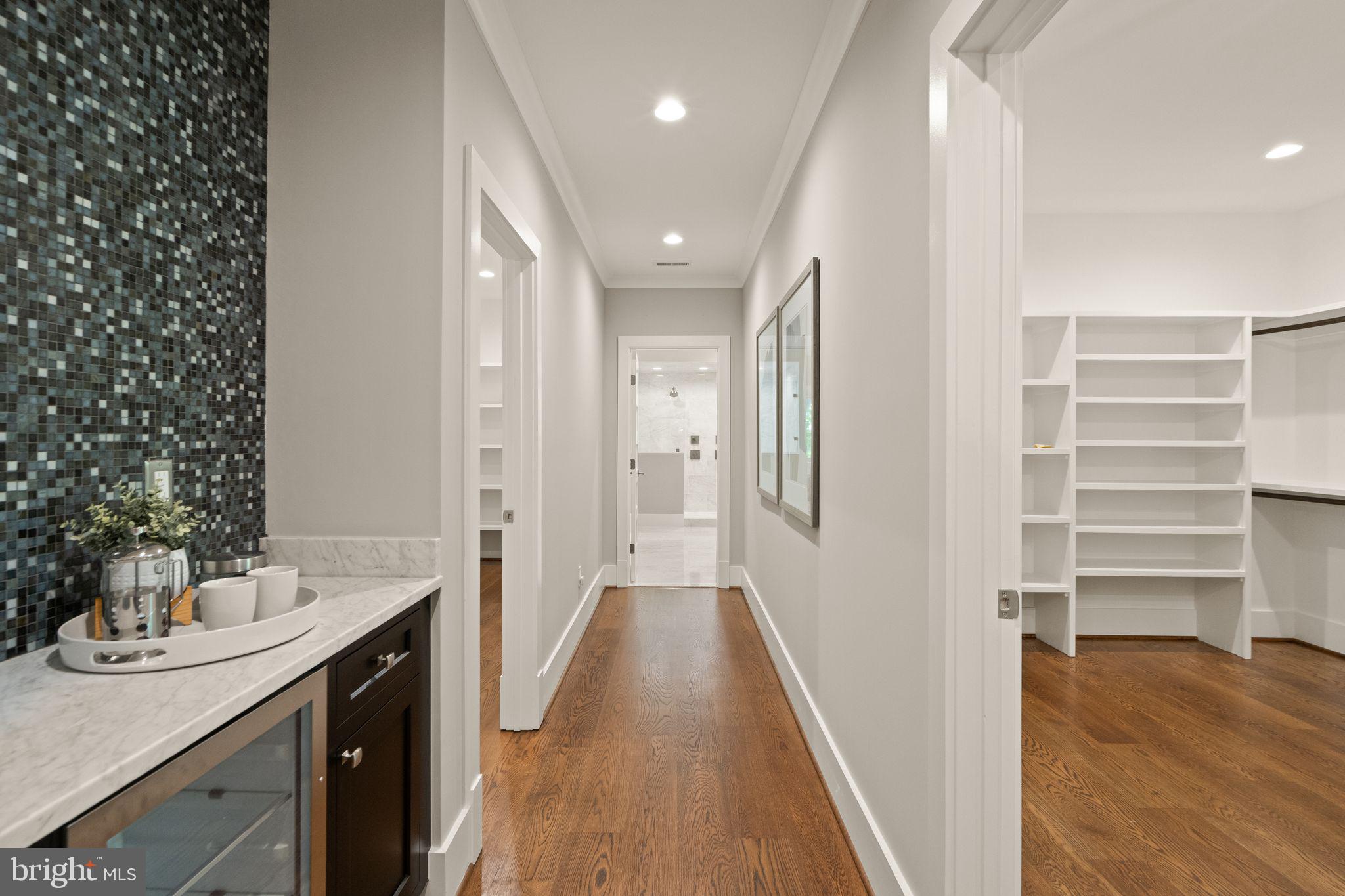 BELLEVUE FOREST - Residential