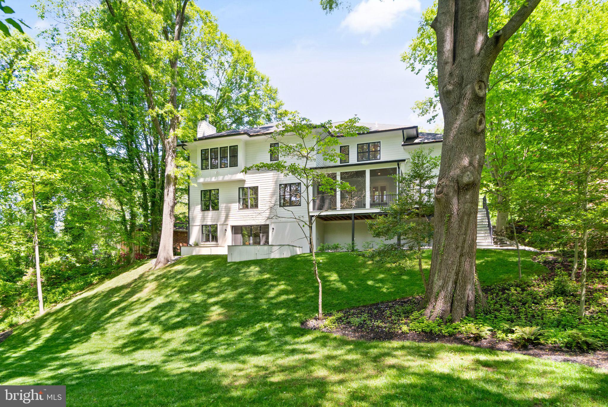 BELLEVUE FOREST - Residential