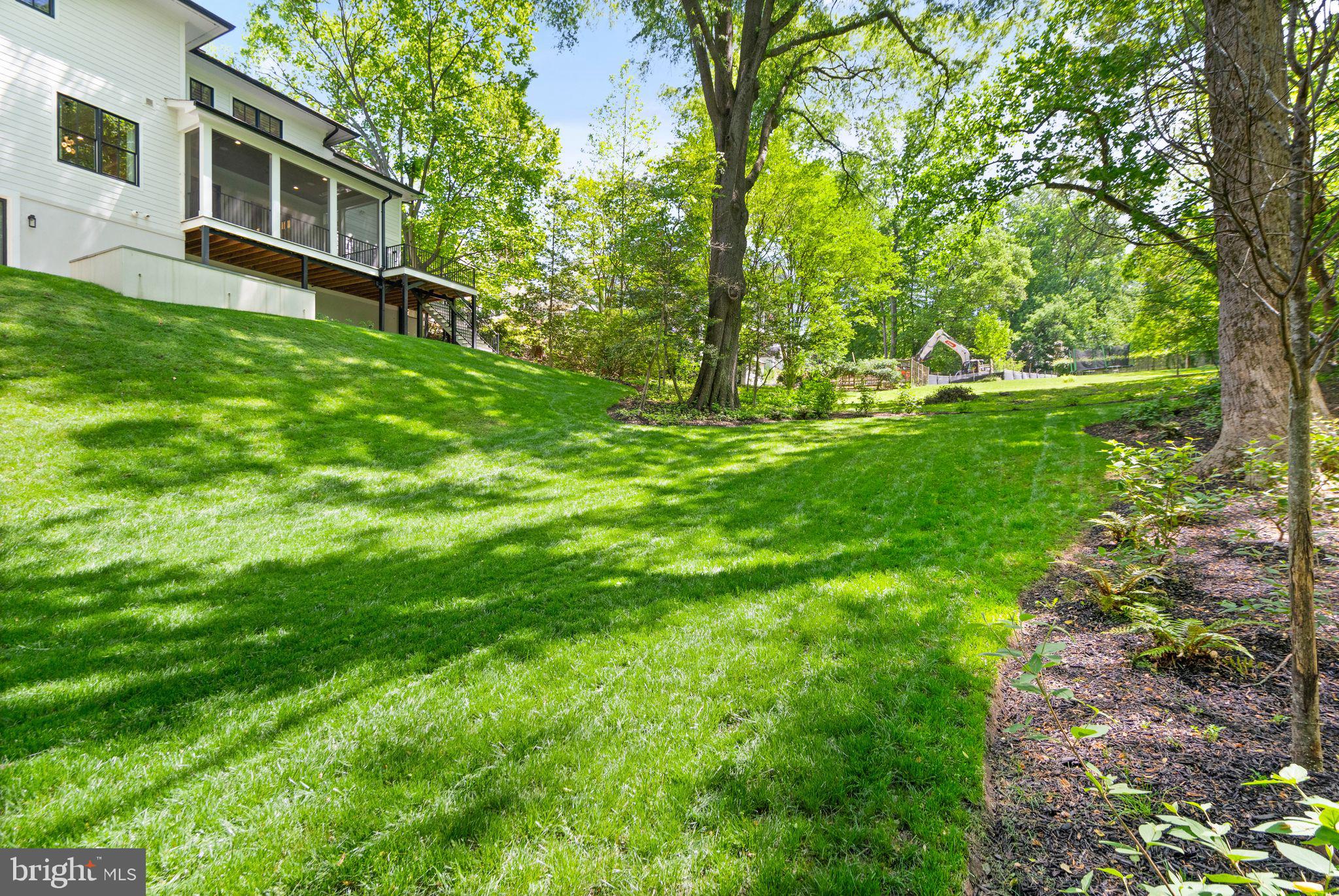 BELLEVUE FOREST - Residential