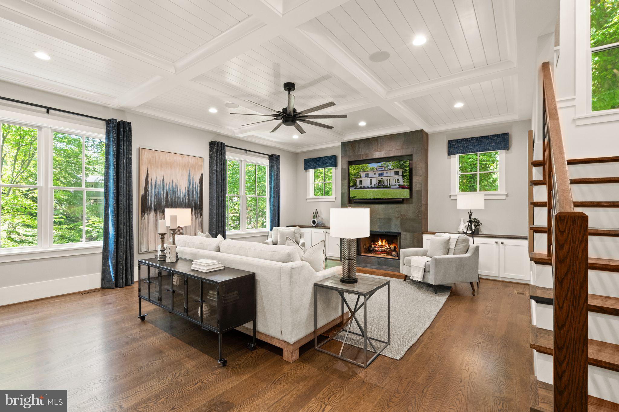 BELLEVUE FOREST - Residential