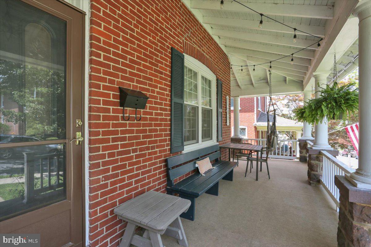 120 HOOK STREET
