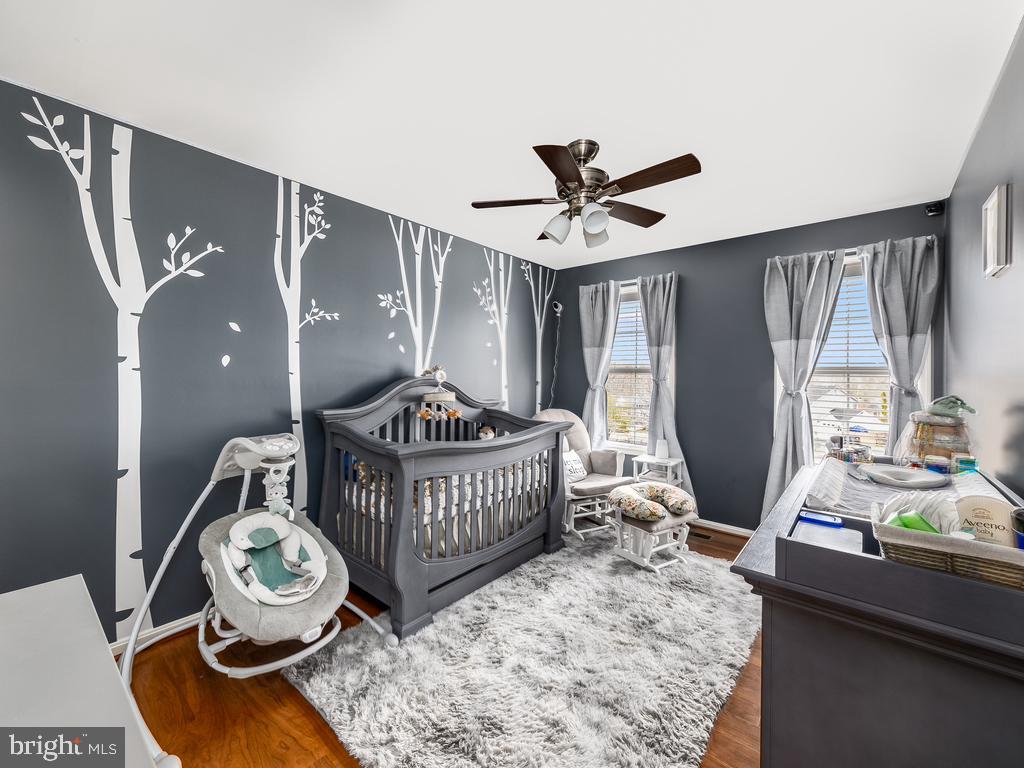 DEVON GREEN - Residential