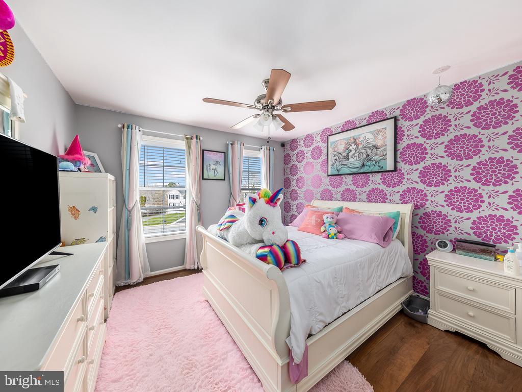 DEVON GREEN - Residential