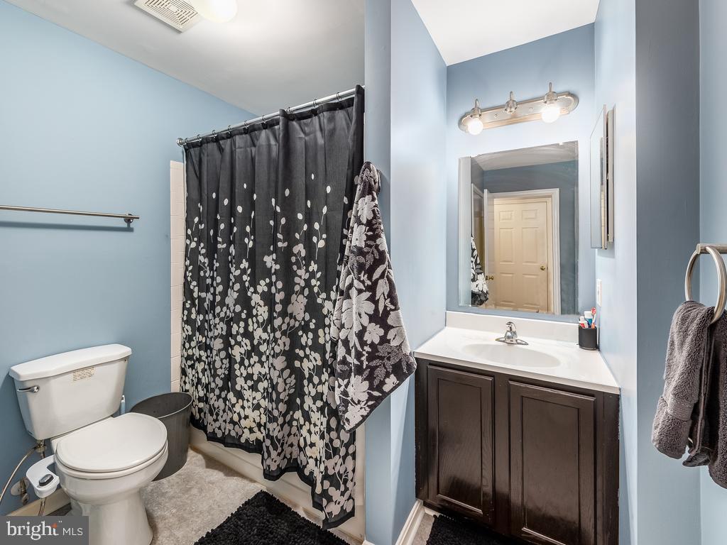 DEVON GREEN - Residential