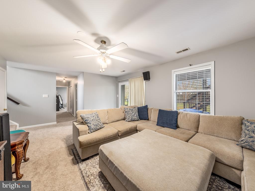 DEVON GREEN - Residential