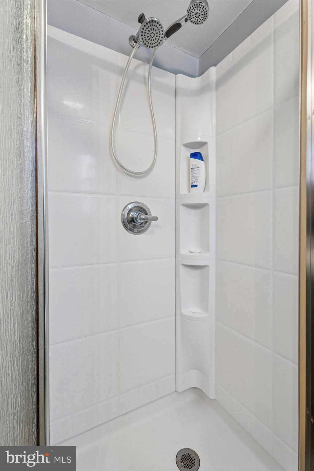 SCOTS GLEN - Residential