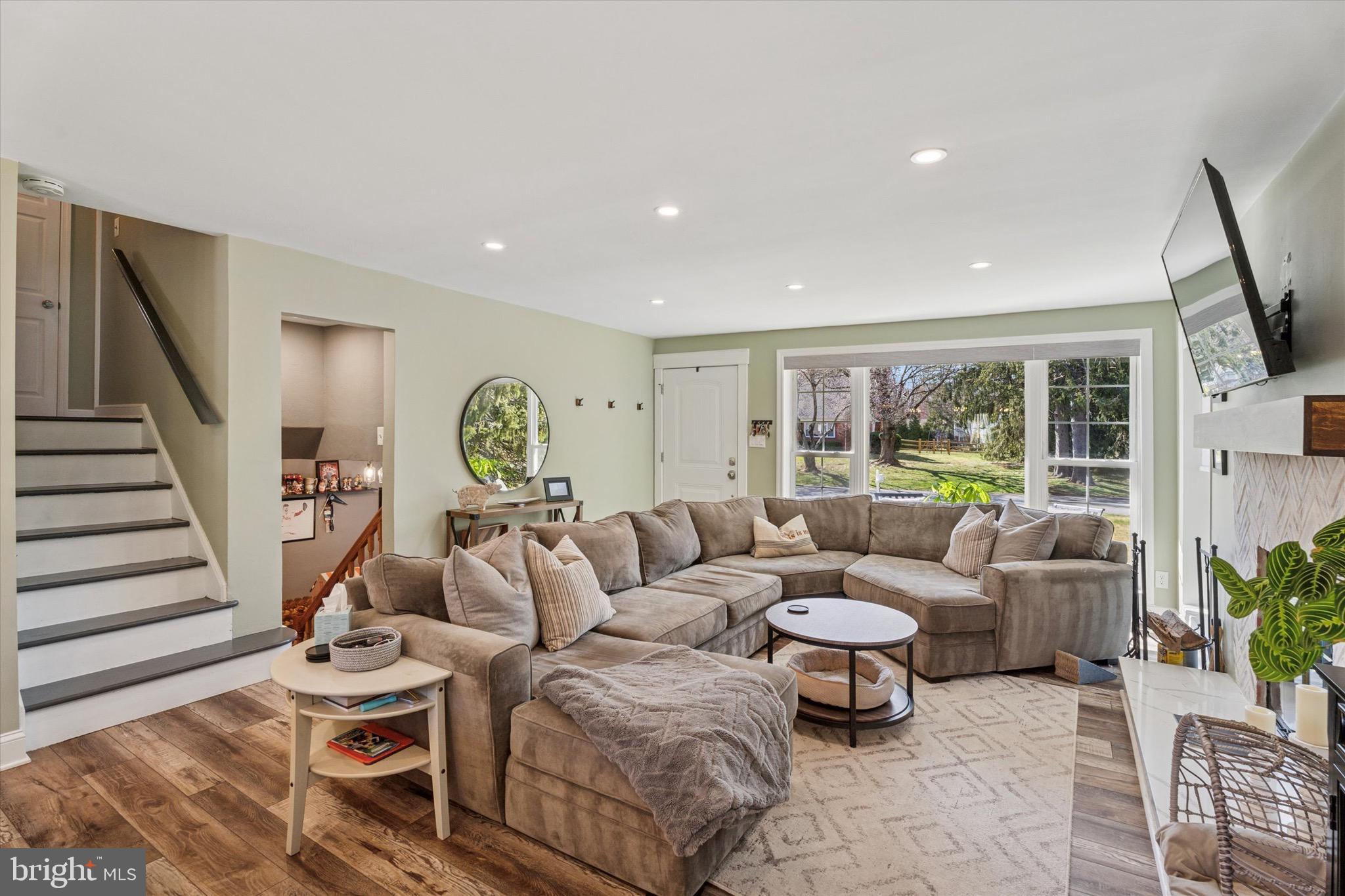 SCOTS GLEN - Residential