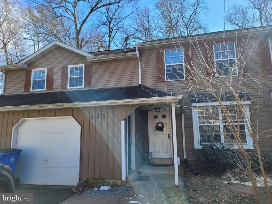 2 Bed 2 Bath second floor condo with GARAGE in Heacock Meadows!  Great spacious 1300 sq ft rental unit with full living room, dining room and kitchen.   Spacious bedrooms!  Yard overlooks protected land and woods.  Great access to shopping (walkable to the Giant/McAffreys shopping center) and major roadways (I-95) and Pennsbury Schools (Afton and WP!).     ***SHORT TERM IS POSSIBLE FOR A SURCHARGE***