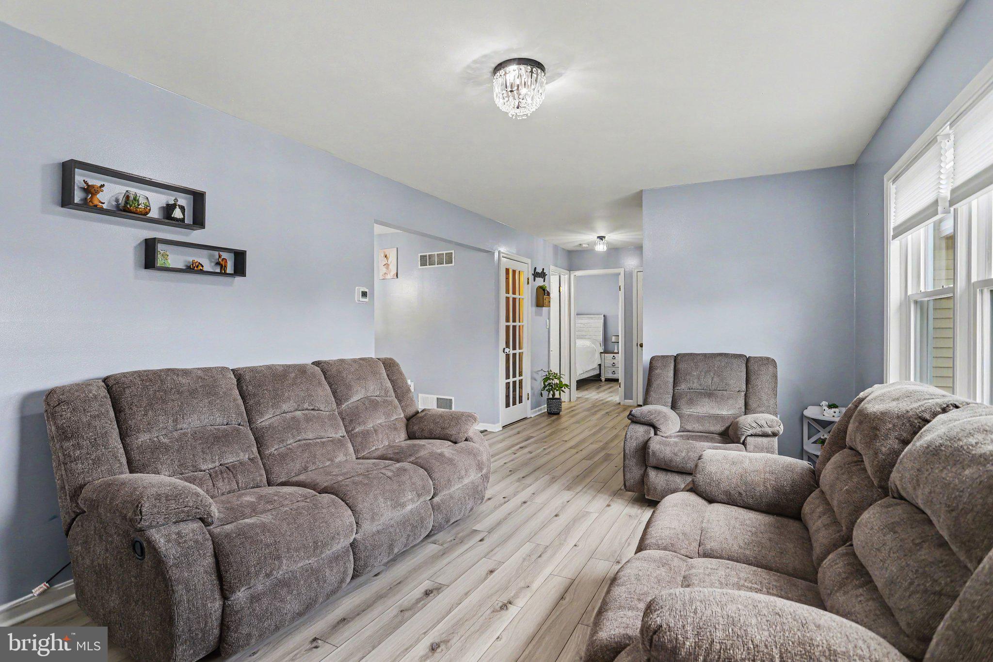 330 DOGWOOD LANE