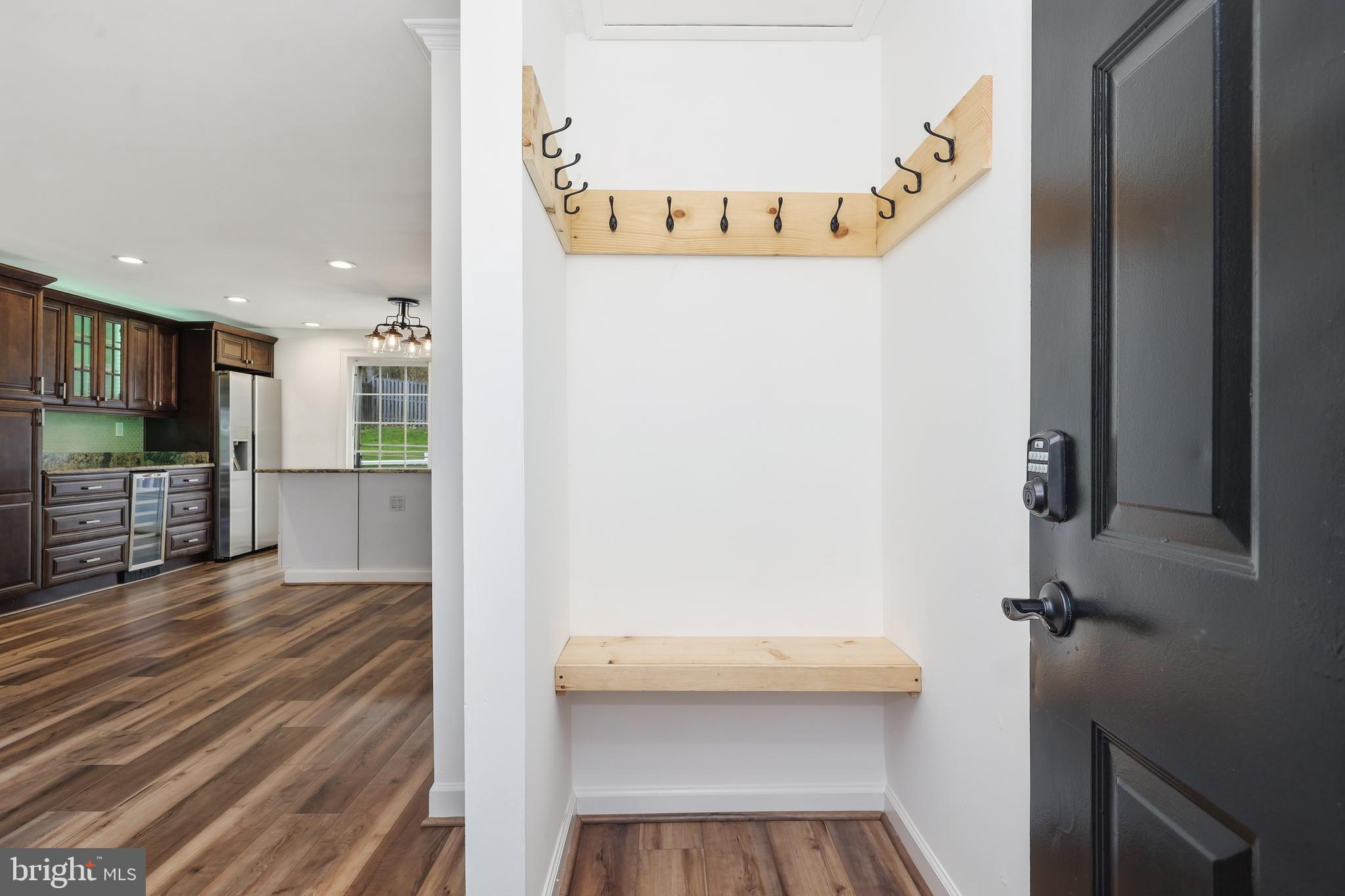 8441 GREAT LAKE LANE