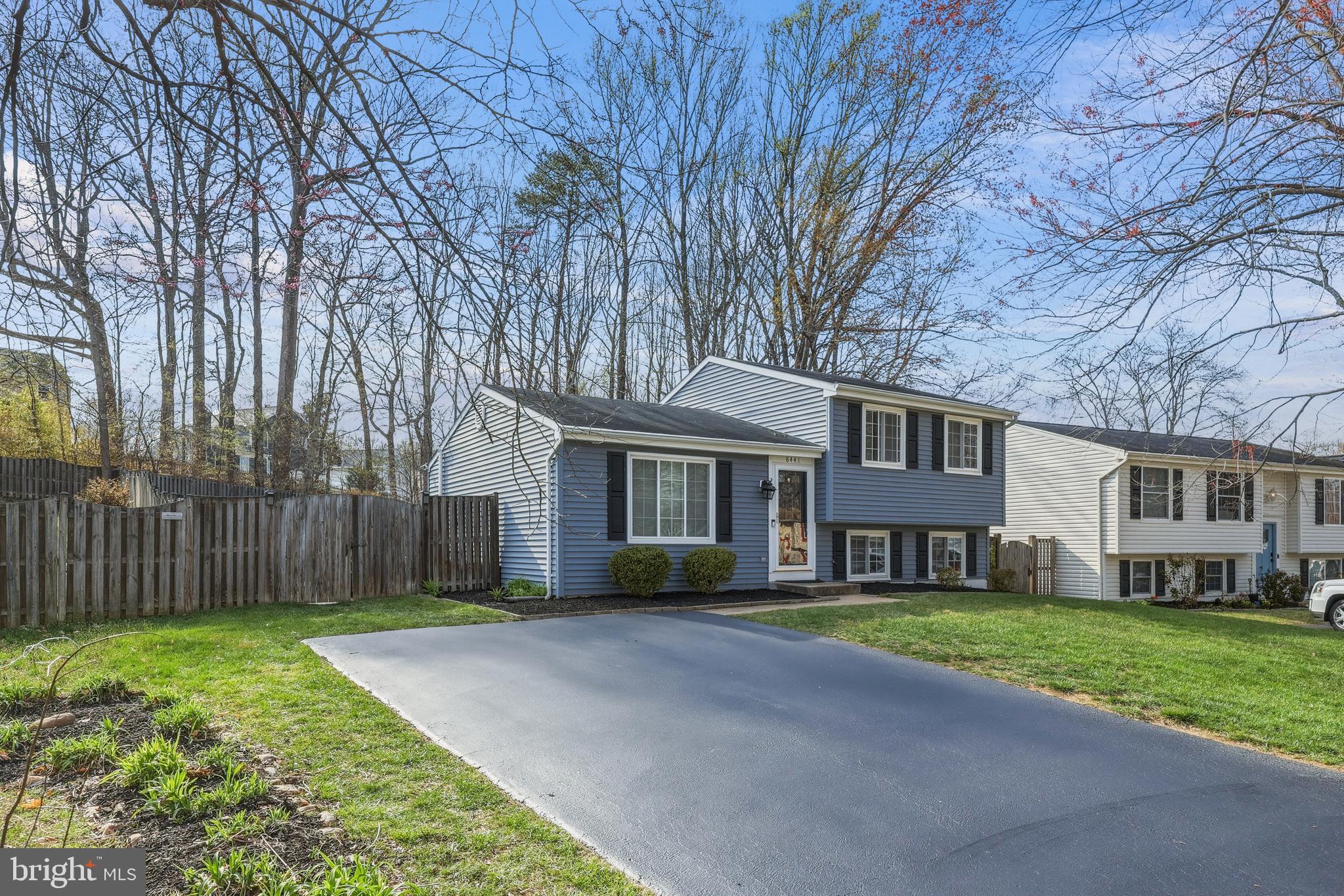 8441 GREAT LAKE LANE