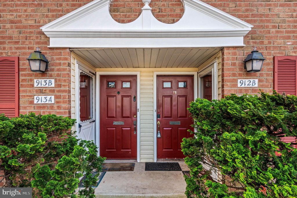 Photo of 912 Stockton Court, LANSDALE, PA 19446 (MLS # PAMC2163002)