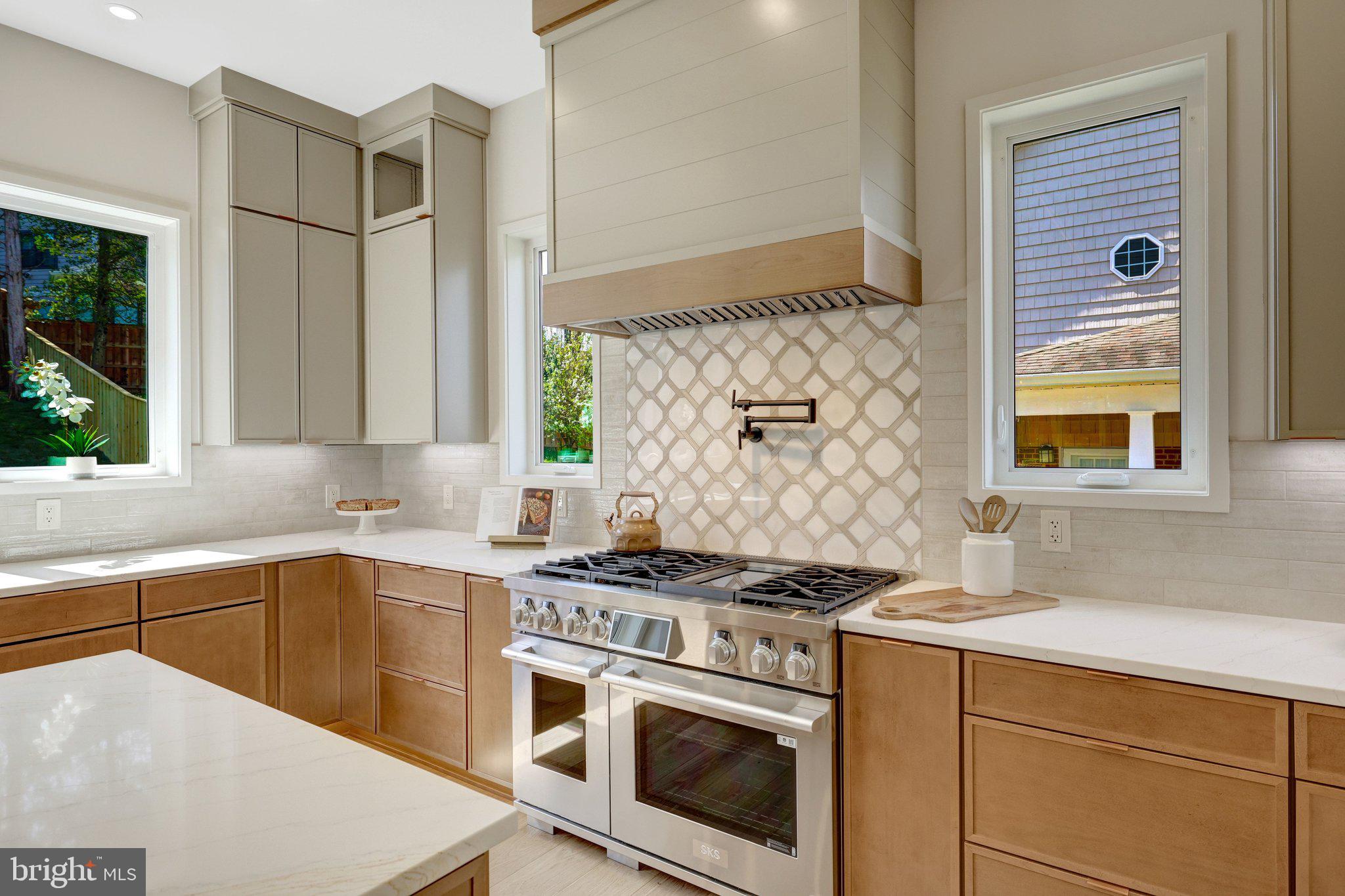 KENT GARDENS - Residential