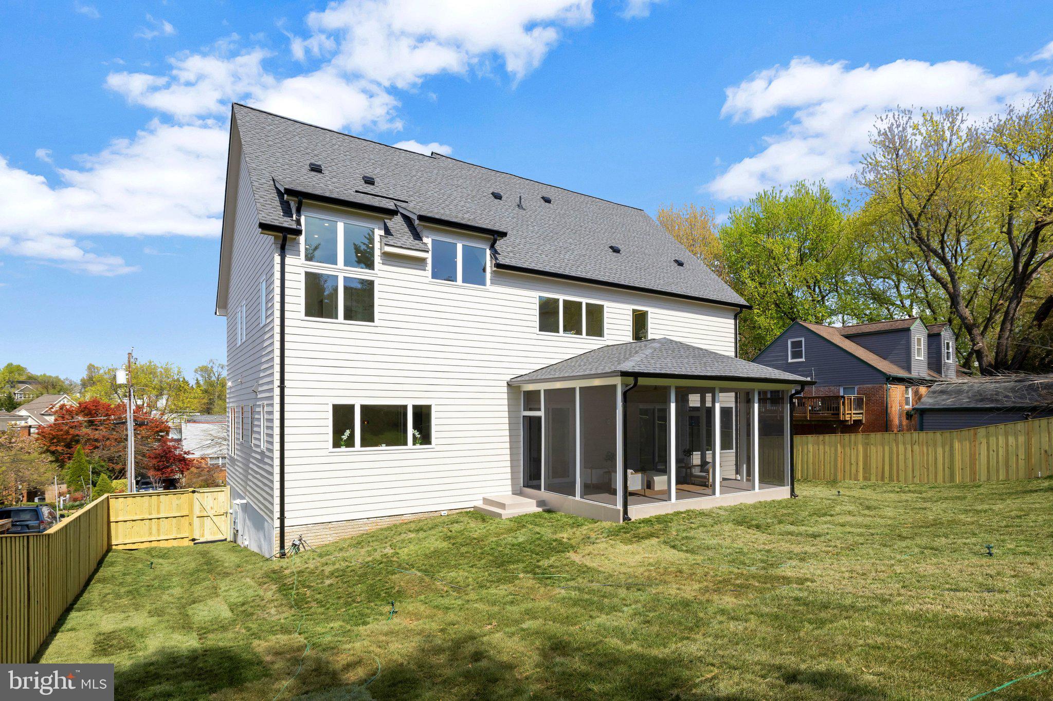 KENT GARDENS - Residential