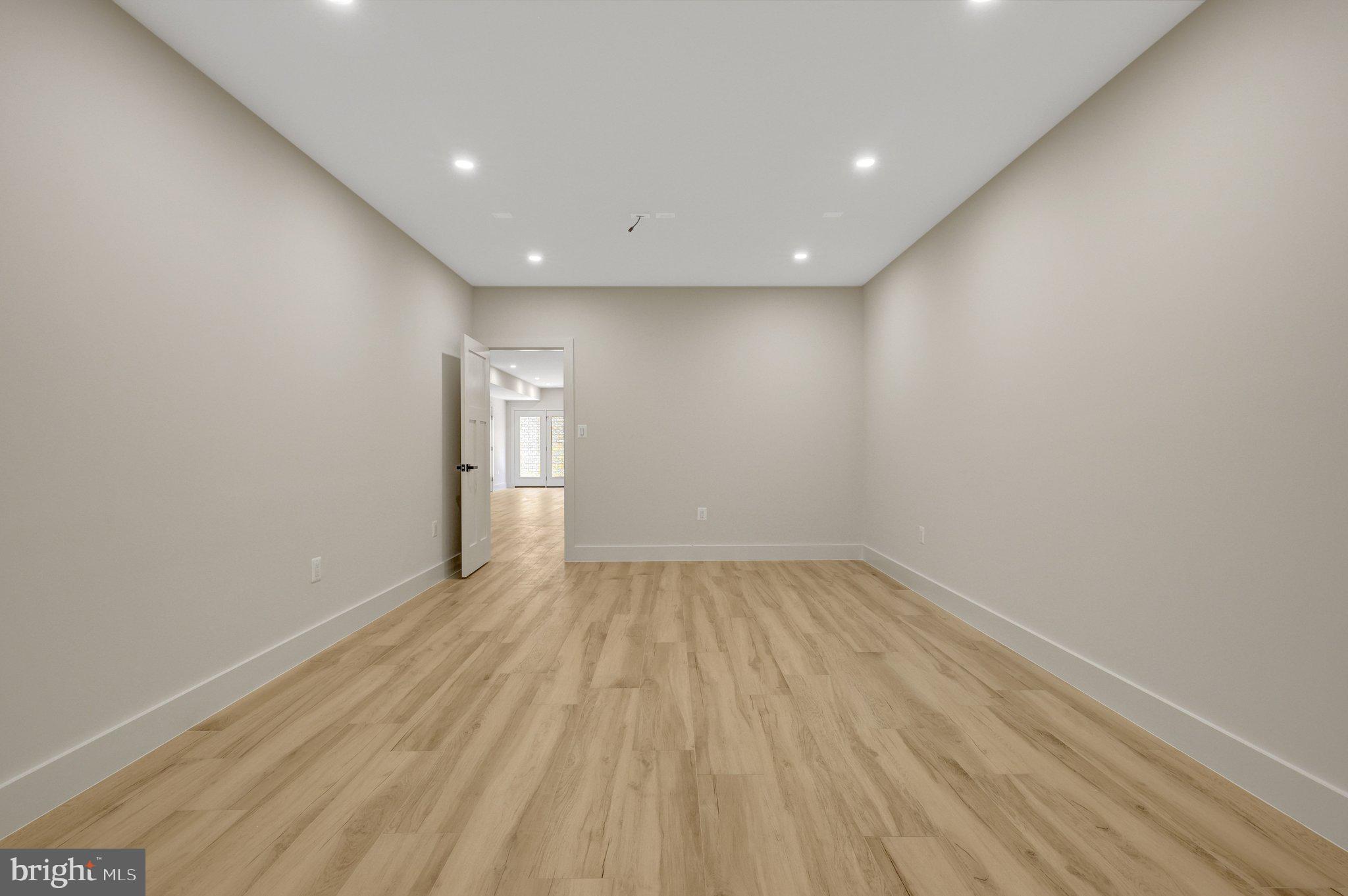 KENT GARDENS - Residential