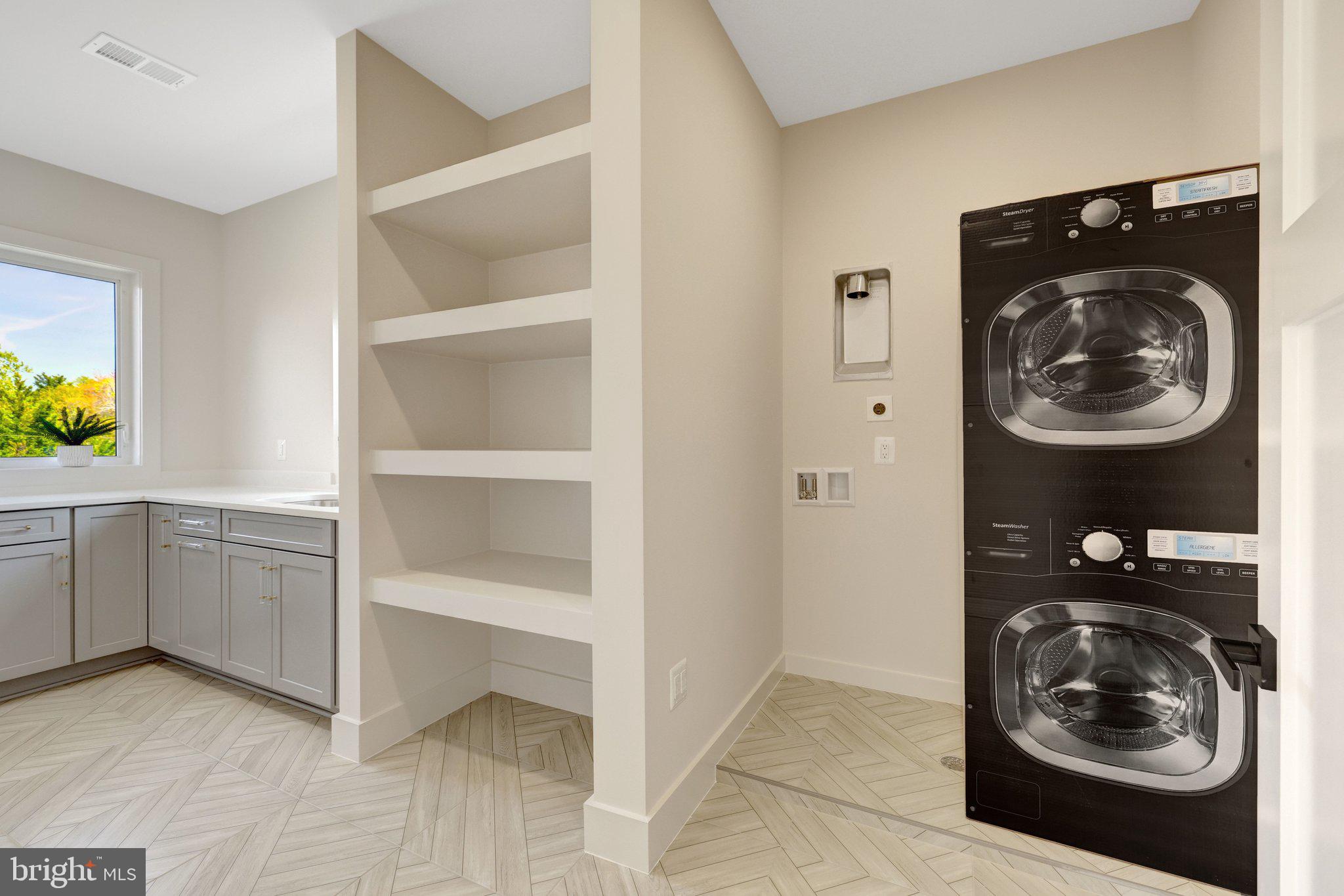 KENT GARDENS - Residential