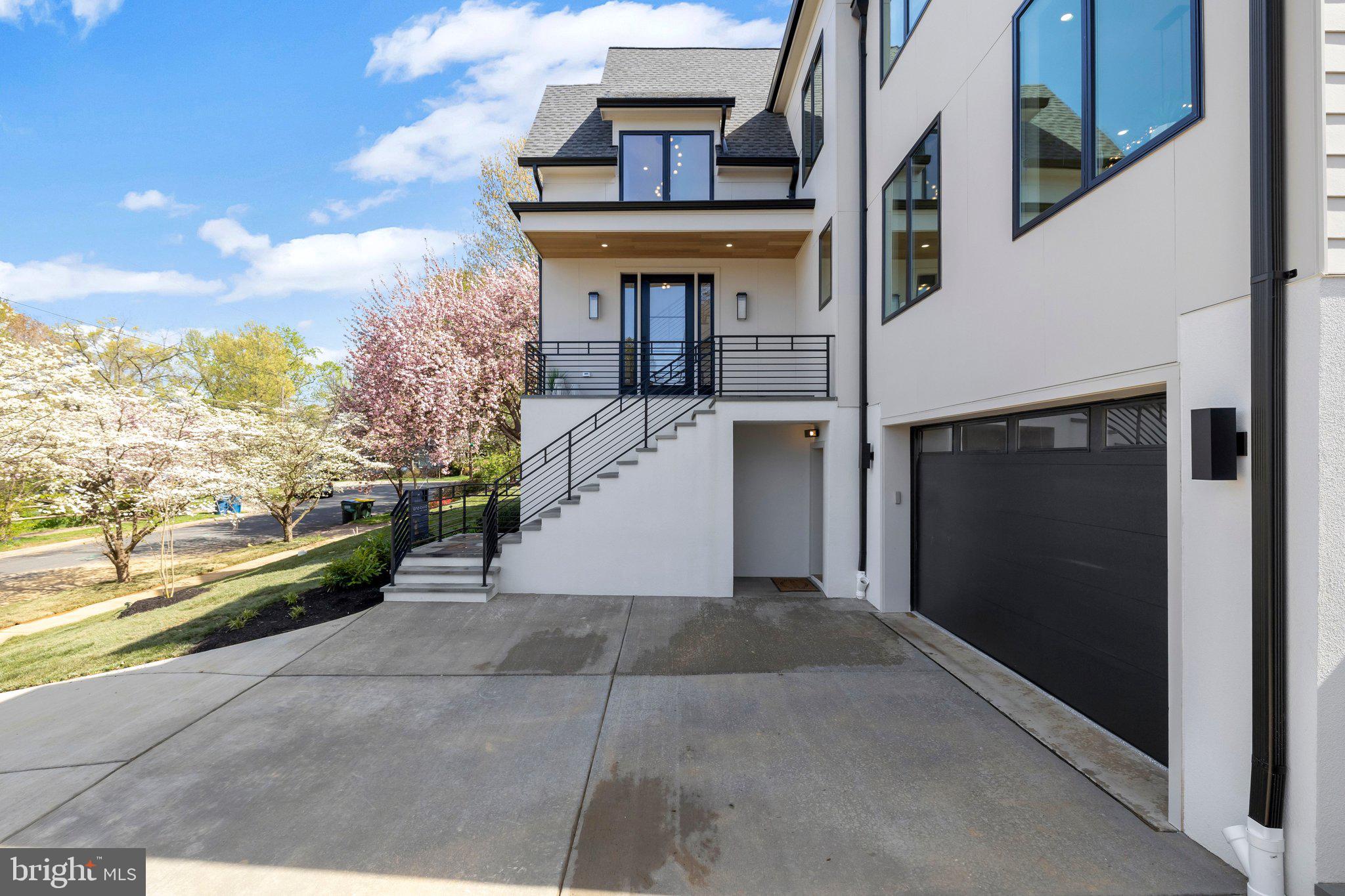 KENT GARDENS - Residential