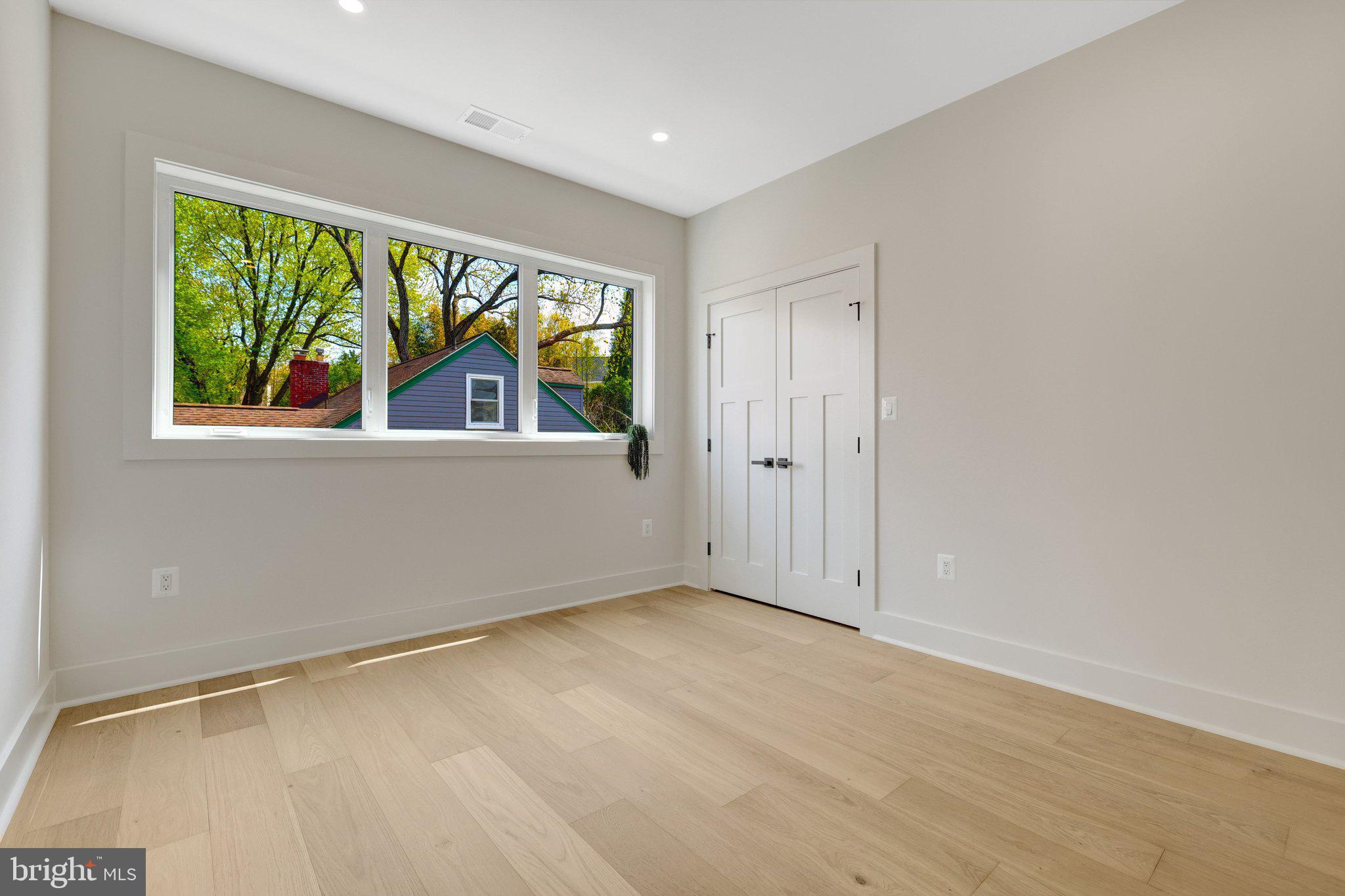 KENT GARDENS - Residential