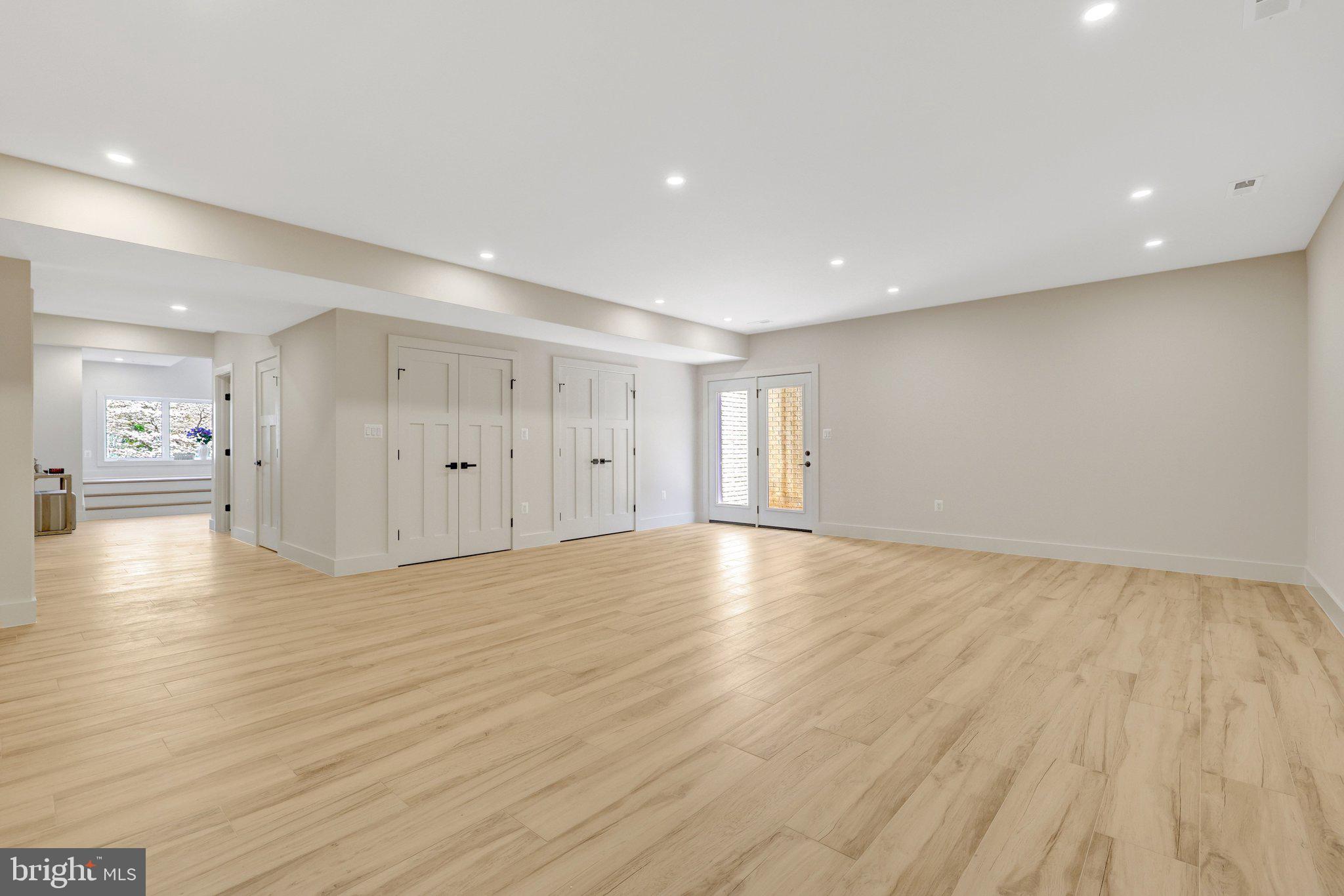 KENT GARDENS - Residential