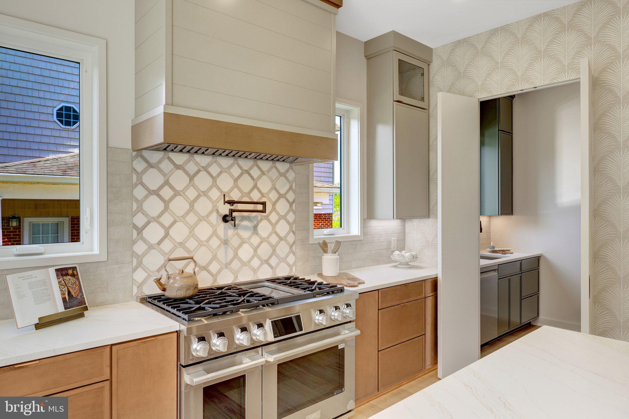 KENT GARDENS - Residential