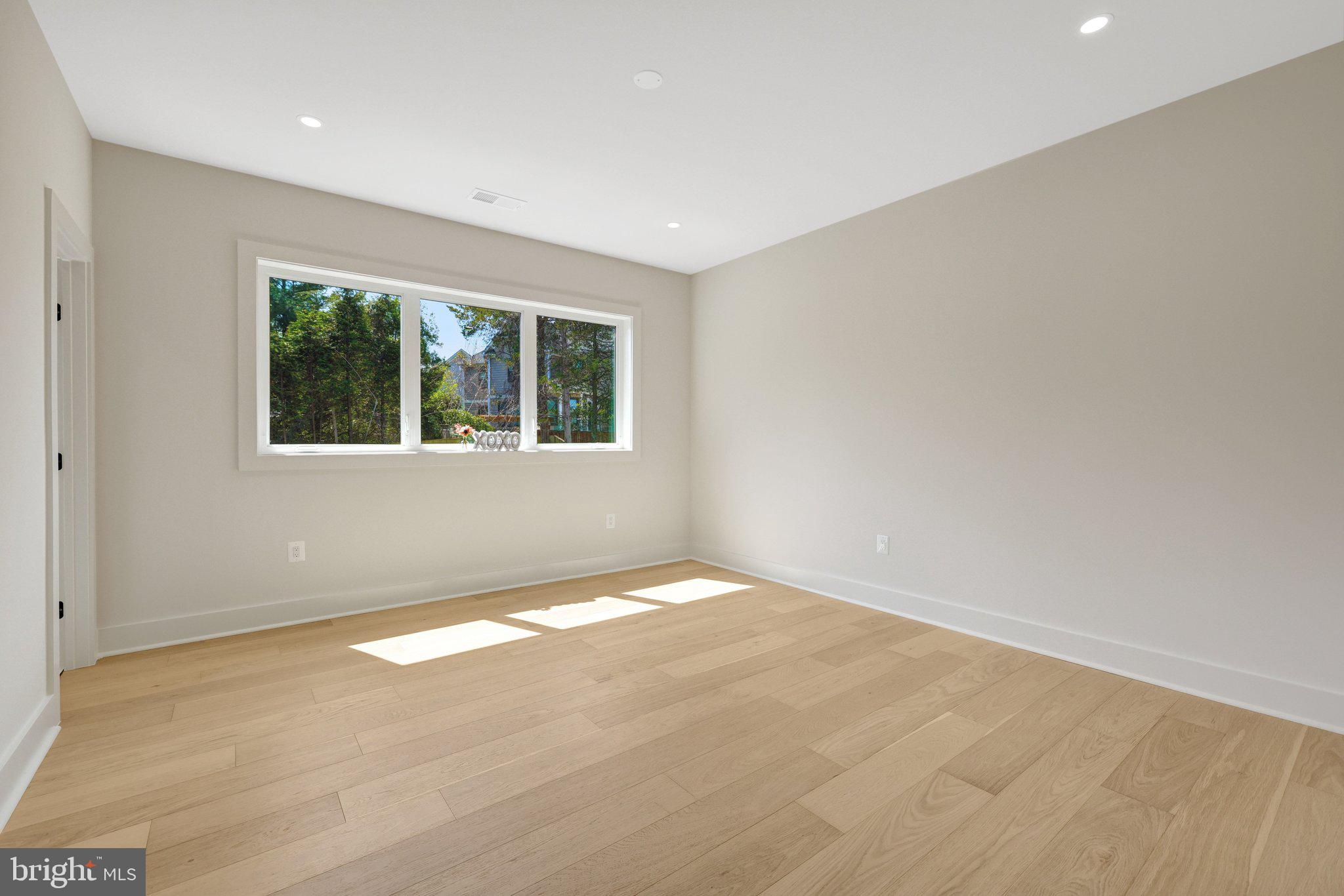 KENT GARDENS - Residential