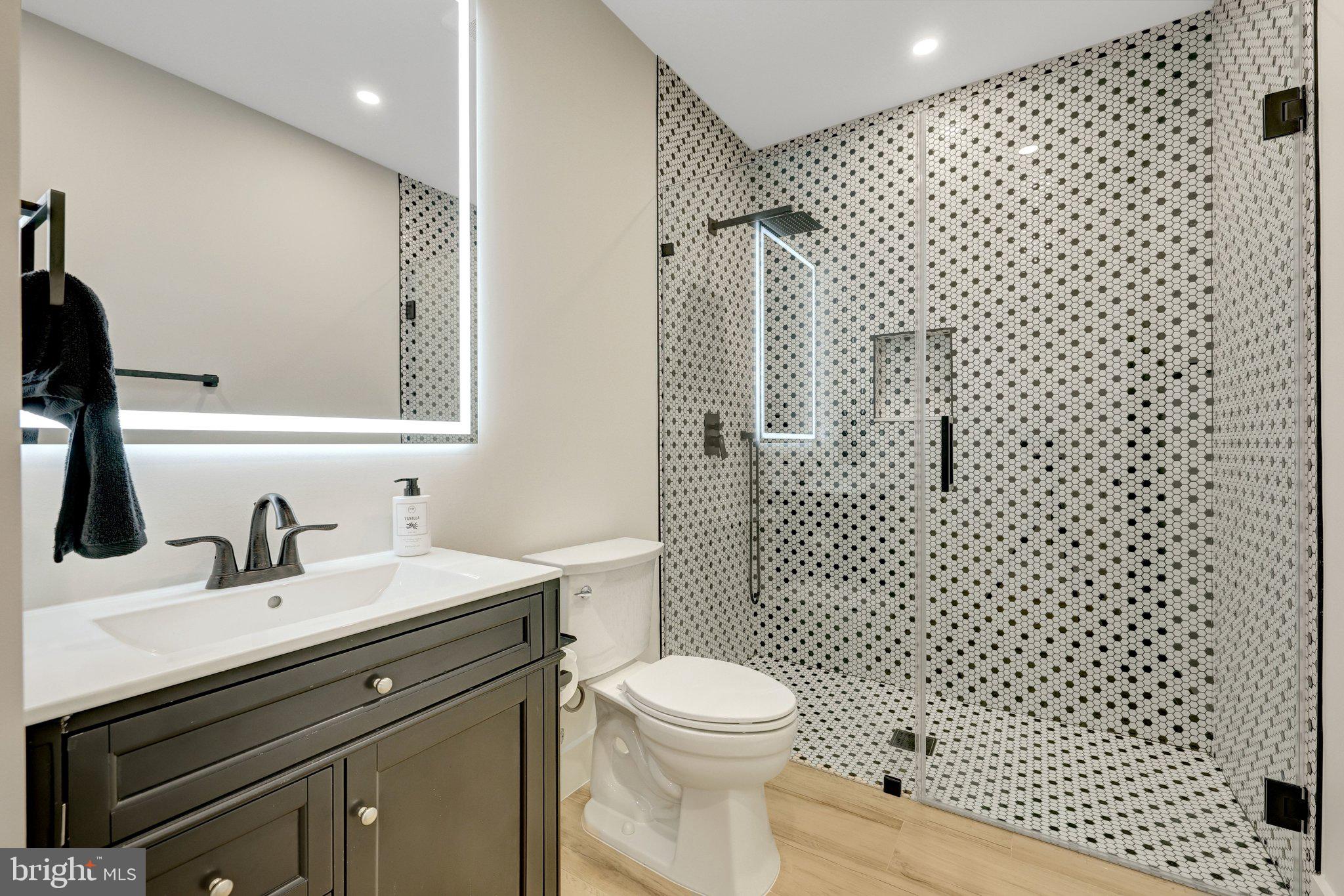 KENT GARDENS - Residential