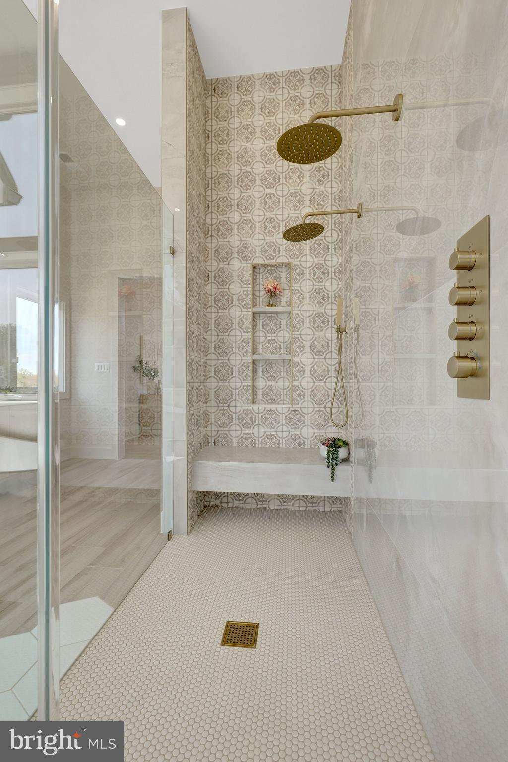 KENT GARDENS - Residential