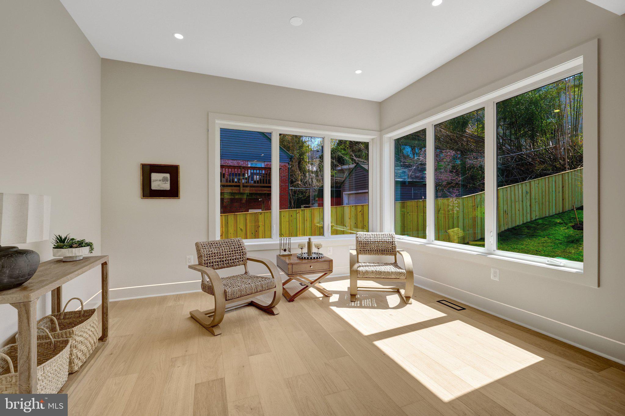 KENT GARDENS - Residential