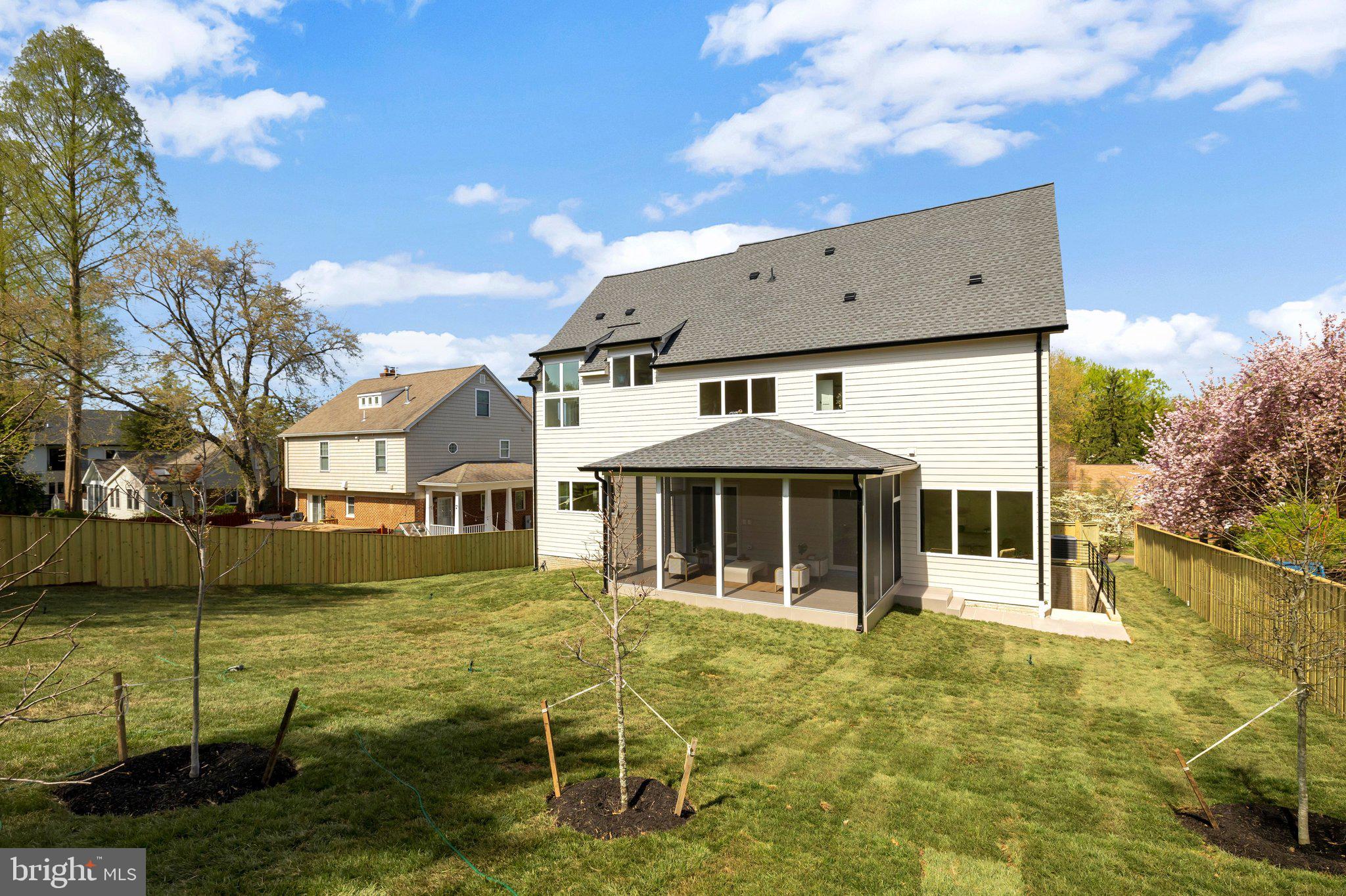 KENT GARDENS - Residential