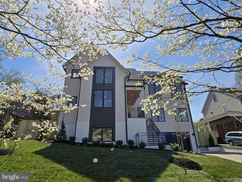 6605 JERRY PLACE MCLEAN VA 22101