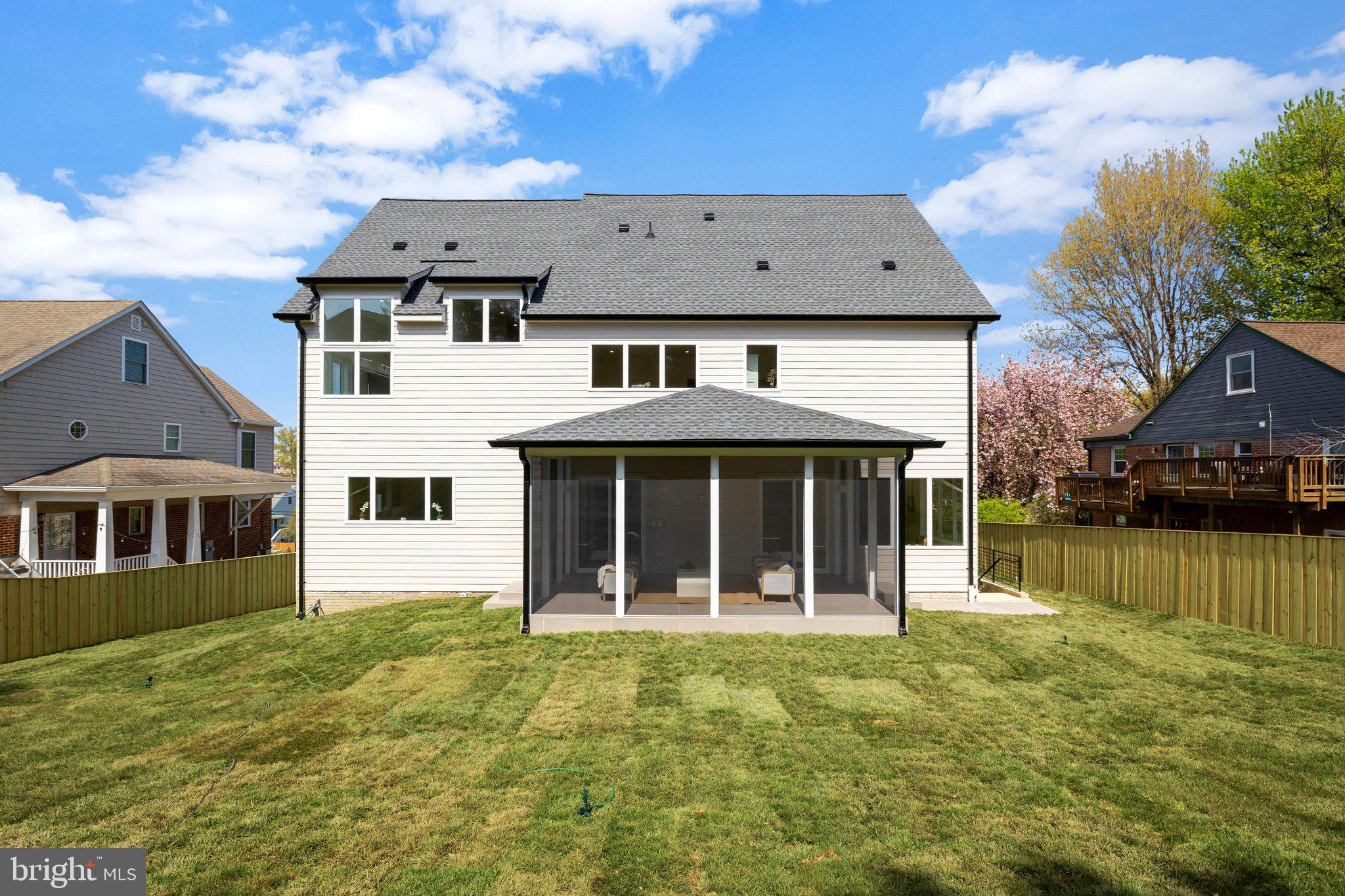 KENT GARDENS - Residential