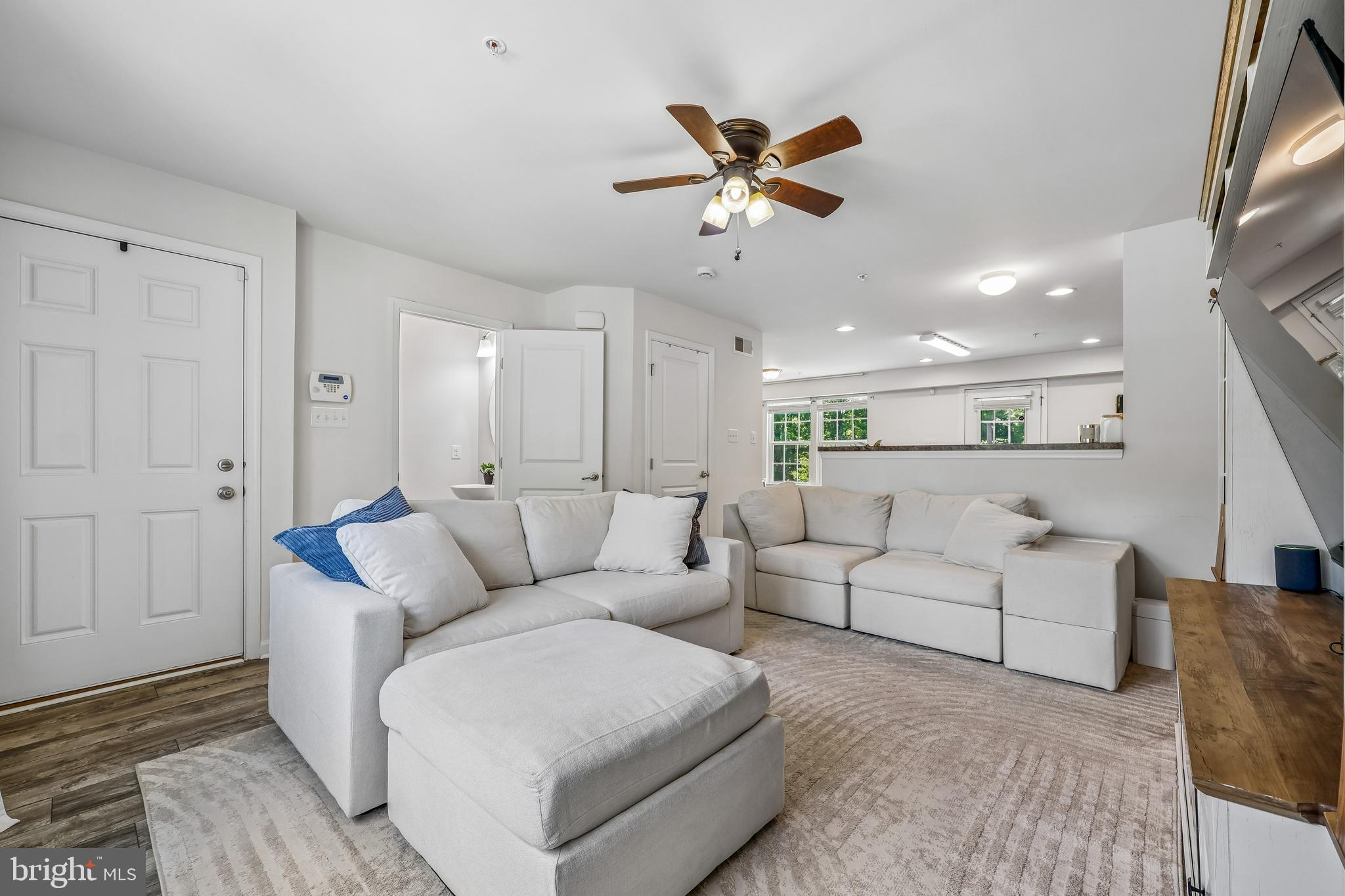 11601 EMERALD GREEN DRIVE 906A