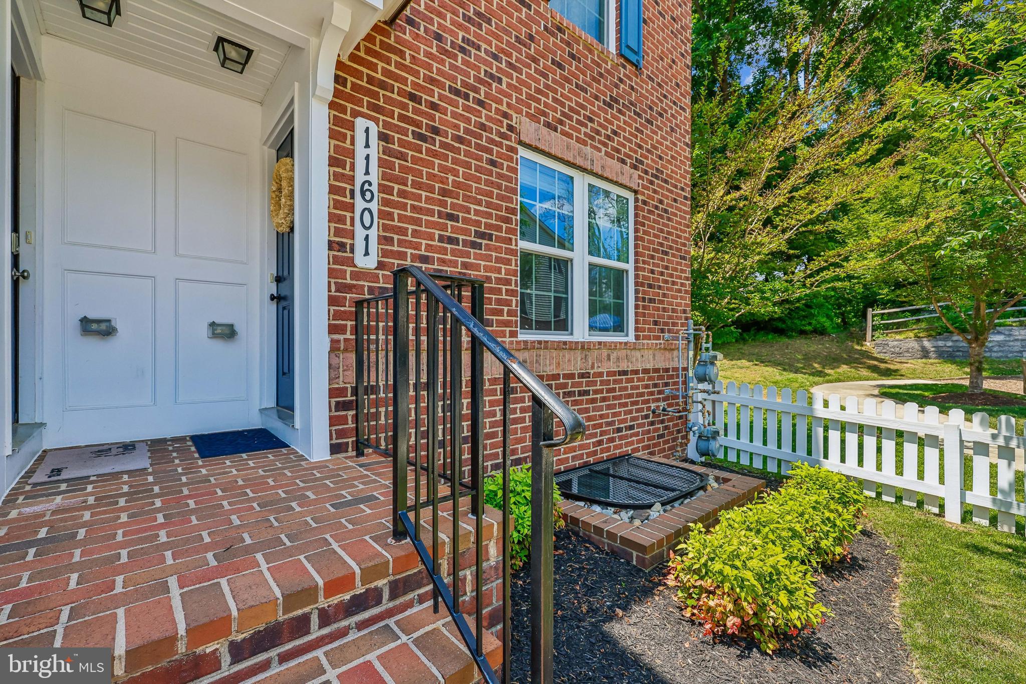 11601 EMERALD GREEN DRIVE 906A