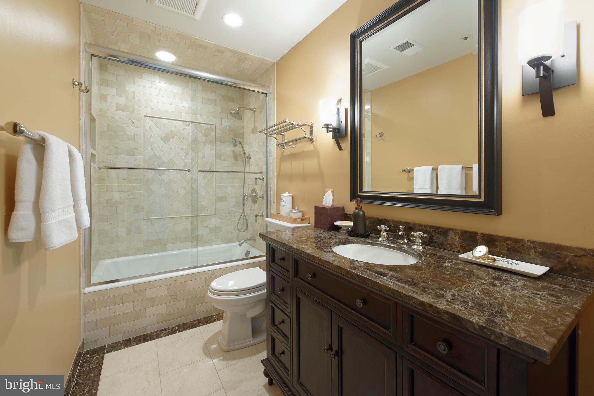 HARBORSIDE - Residential