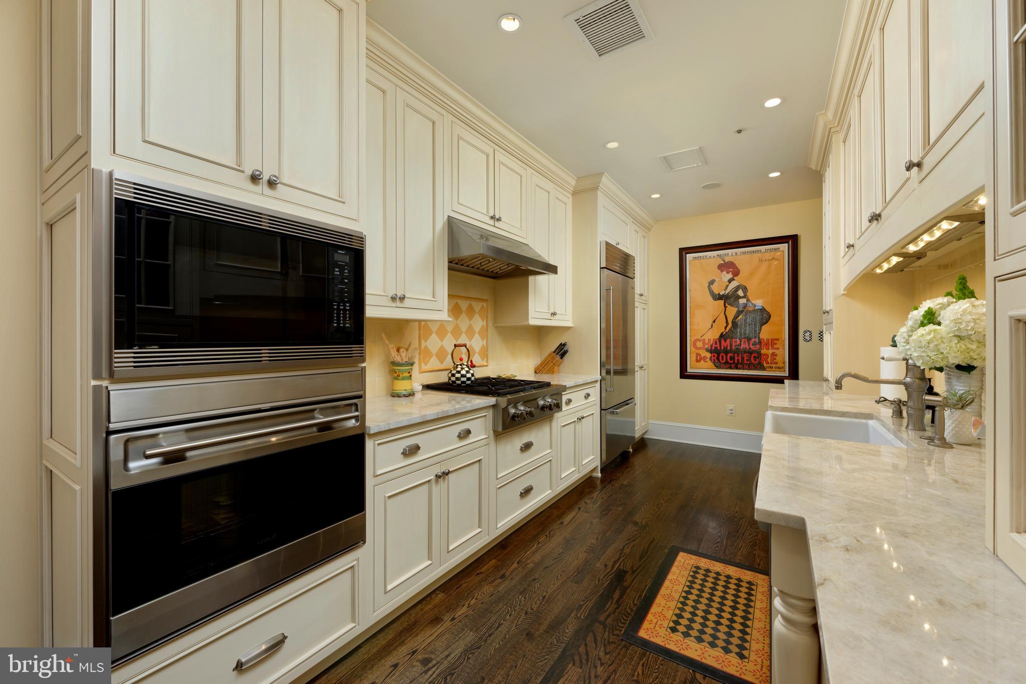 HARBORSIDE - Residential