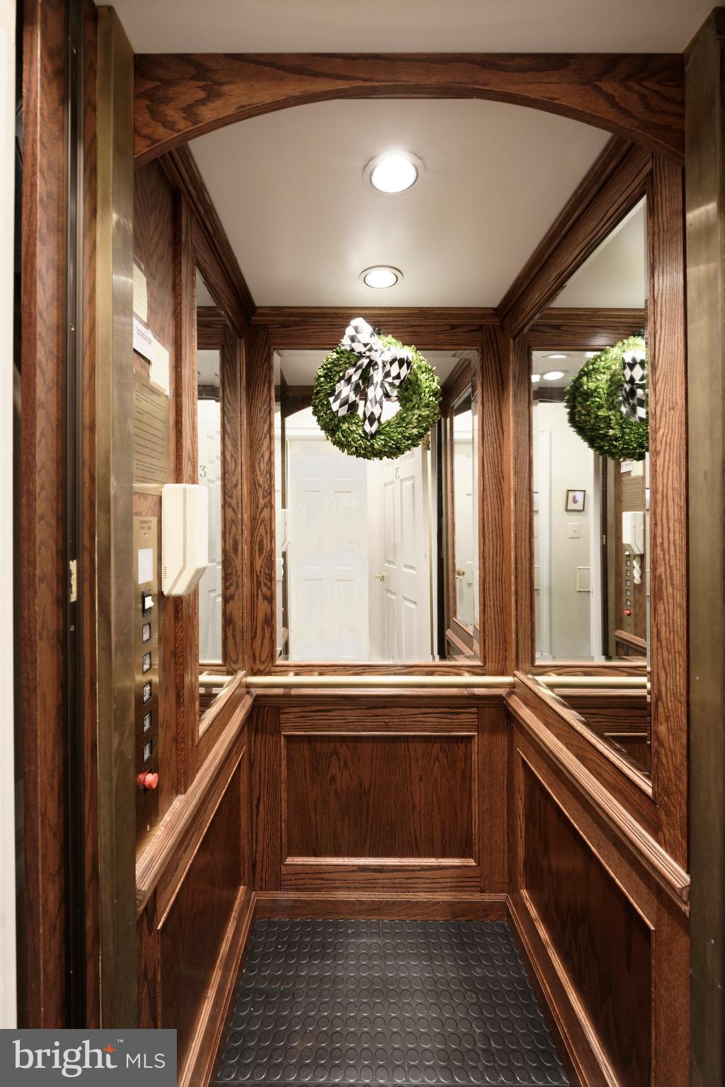 HARBORSIDE - Residential