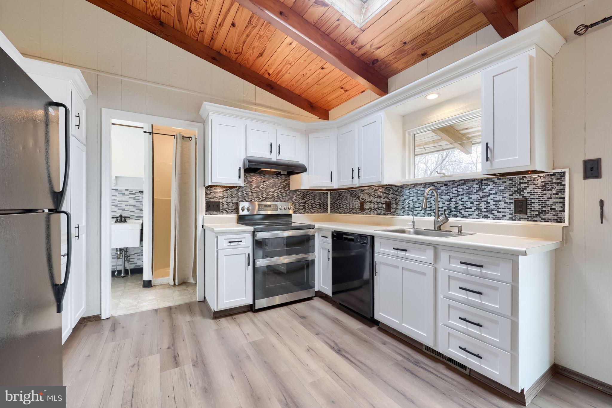 509 BUNKER HILL ROAD