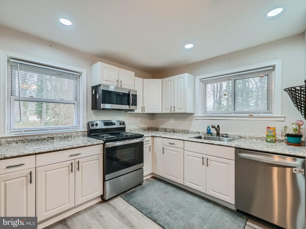 PONDER COVE BEACH - Residential