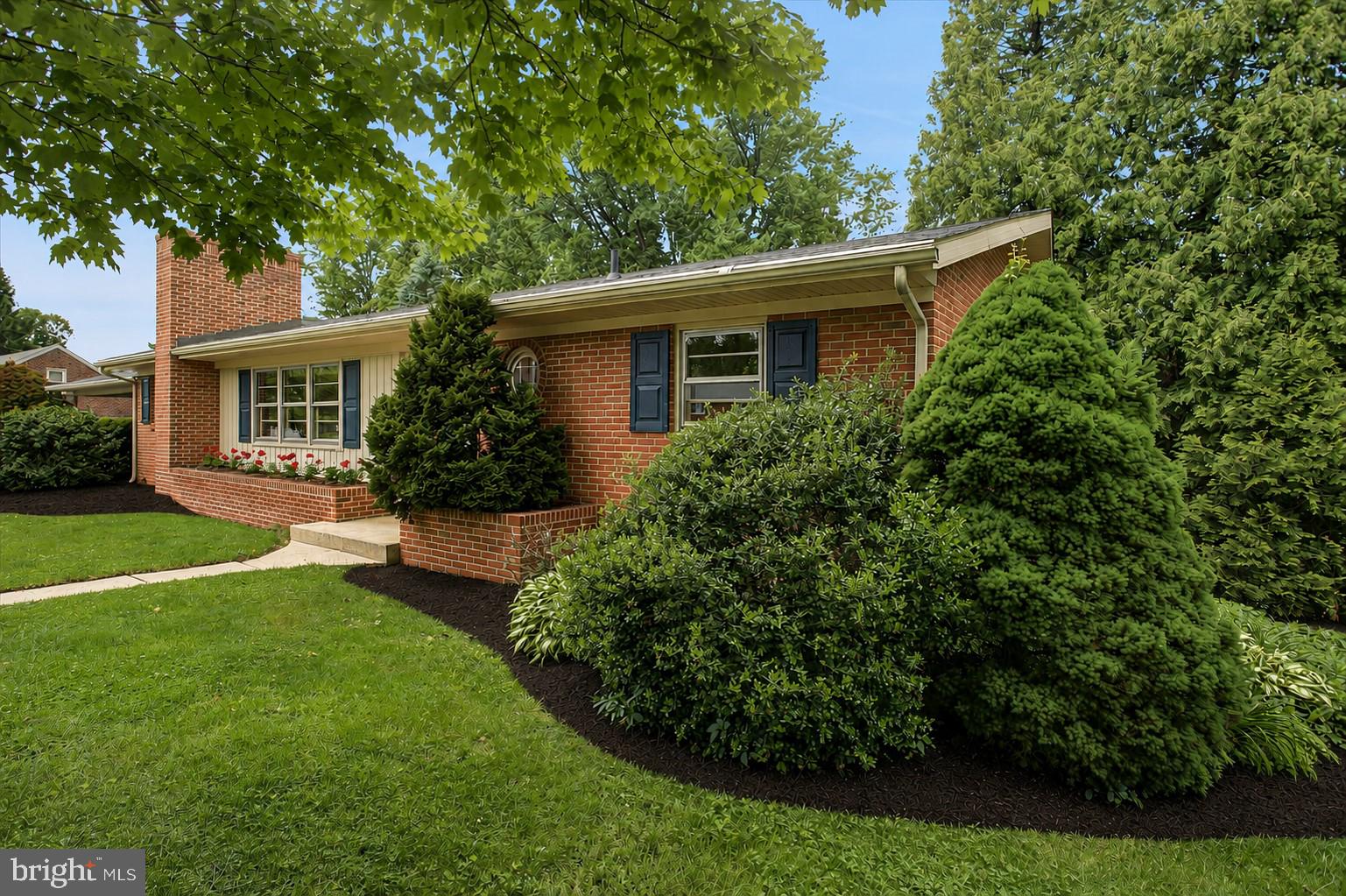 HOLLAR HEIGHTS - Residential