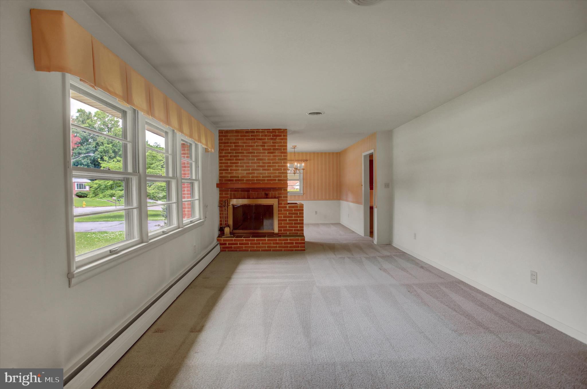 HOLLAR HEIGHTS - Residential