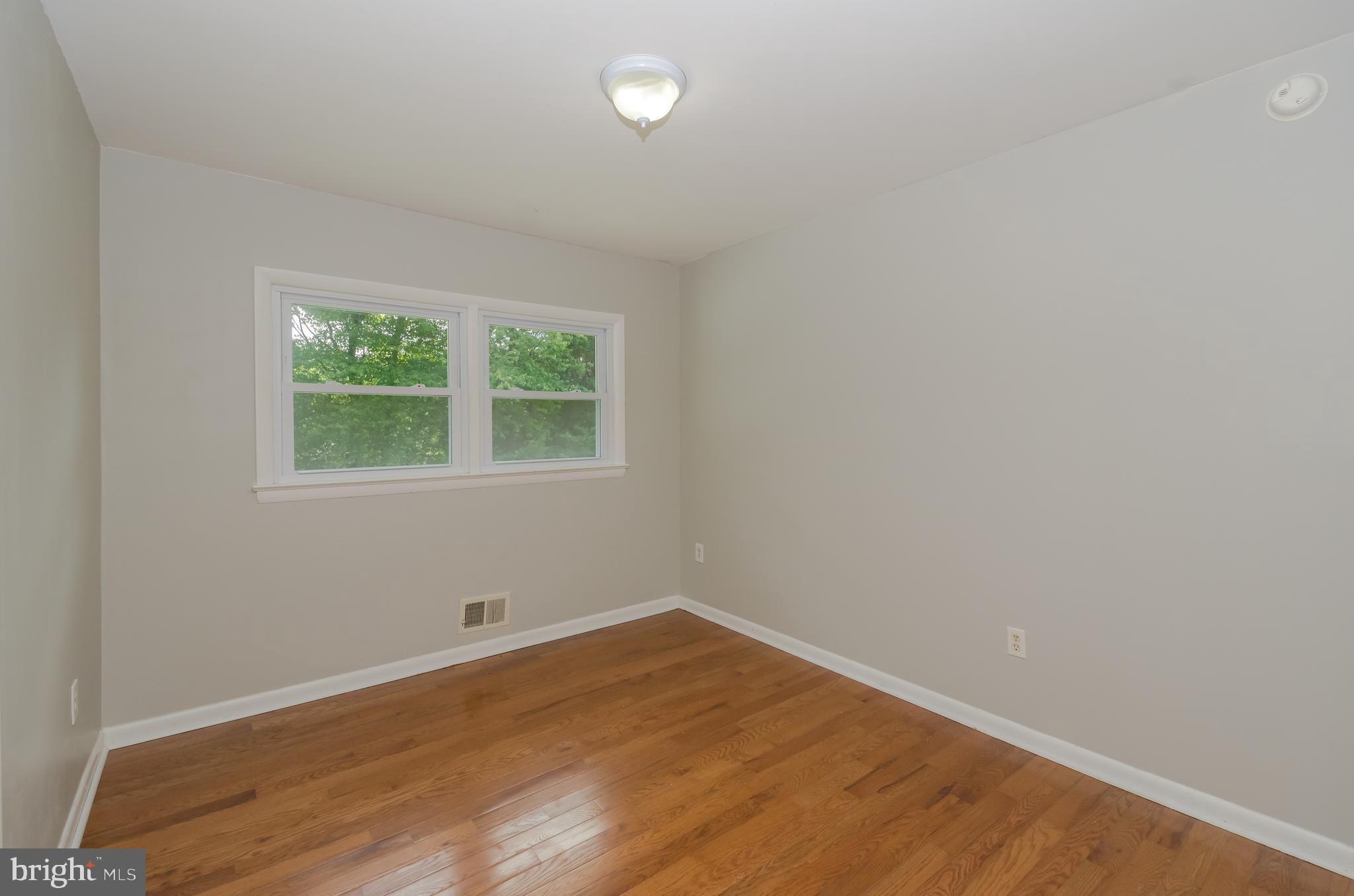 NORTH CHESAPEAKE BEACH - Residential