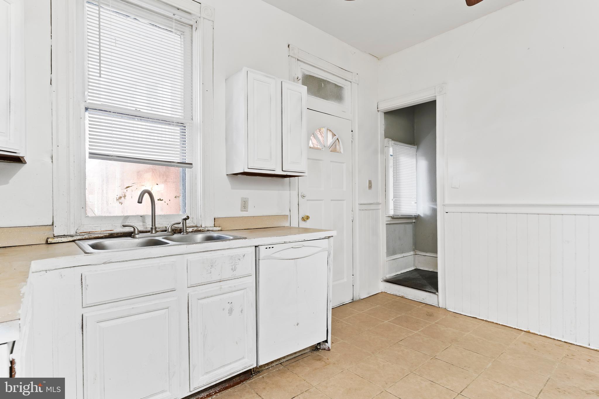 241 MACLAY STREET