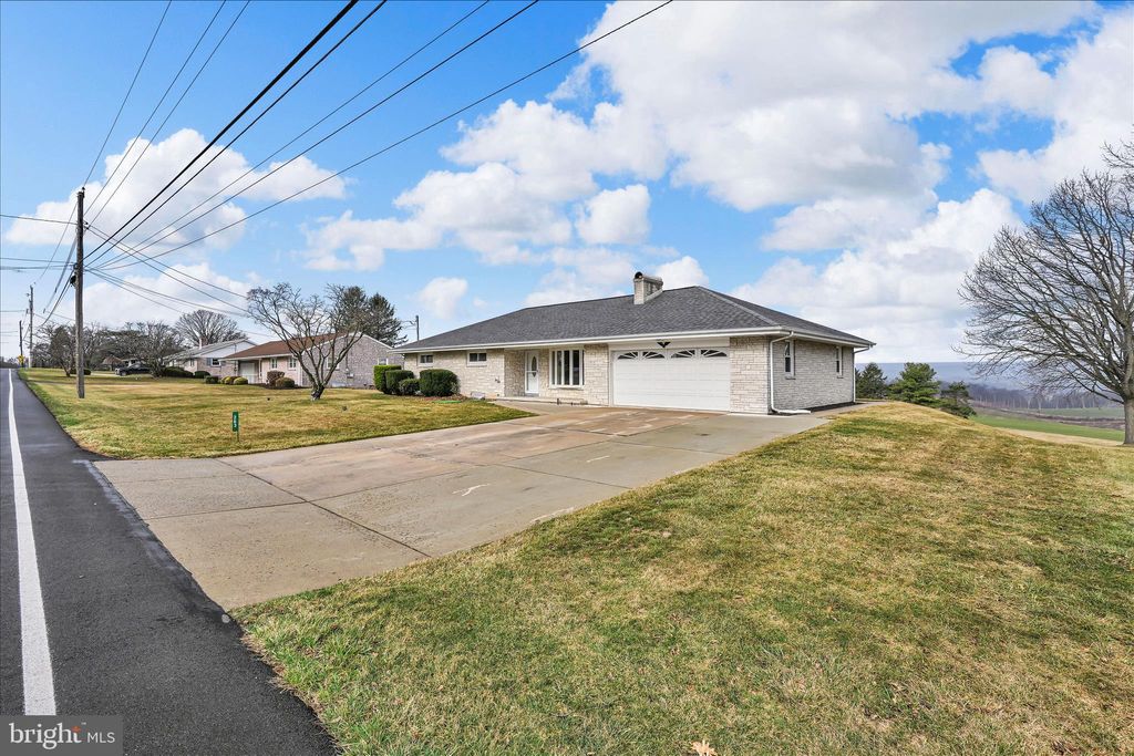 Photo of 263 Eisenhower Road, PALMYRA, PA 17078 (MLS # PALN2024484)