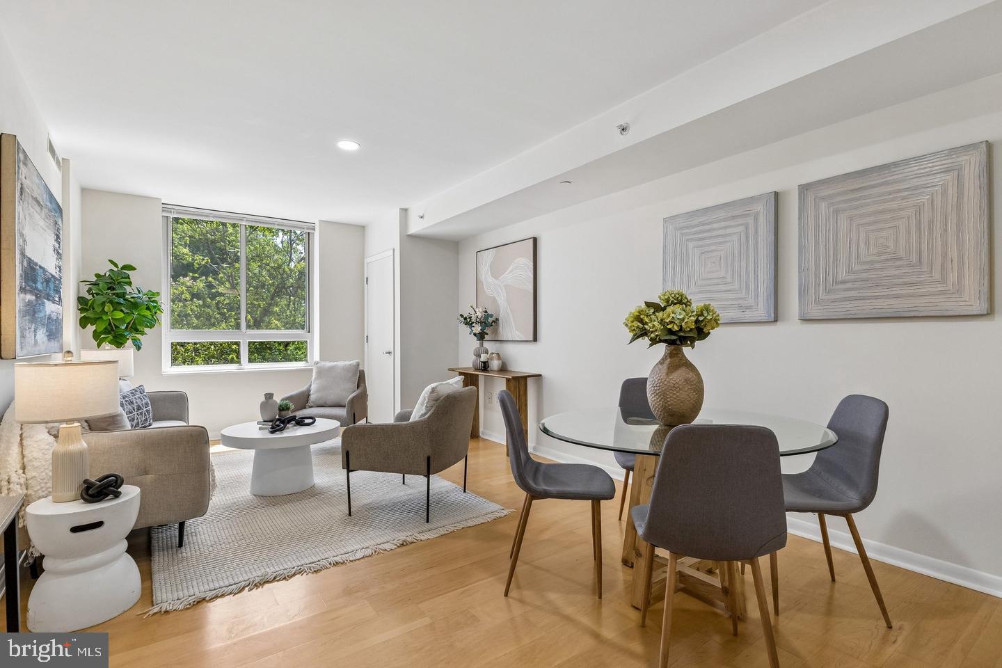 350 G STREET SW N411