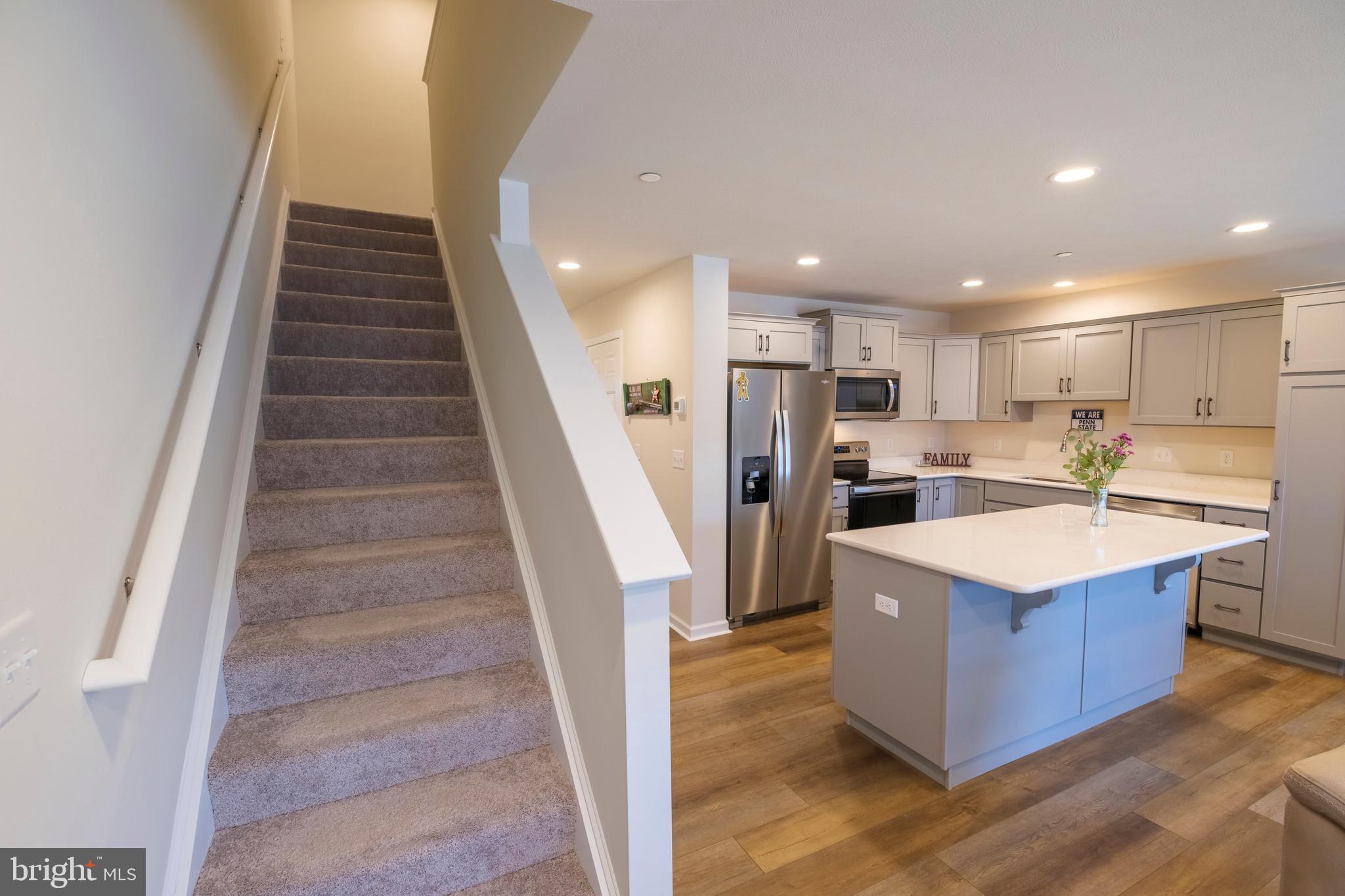 STEEPLECHASE - Residential