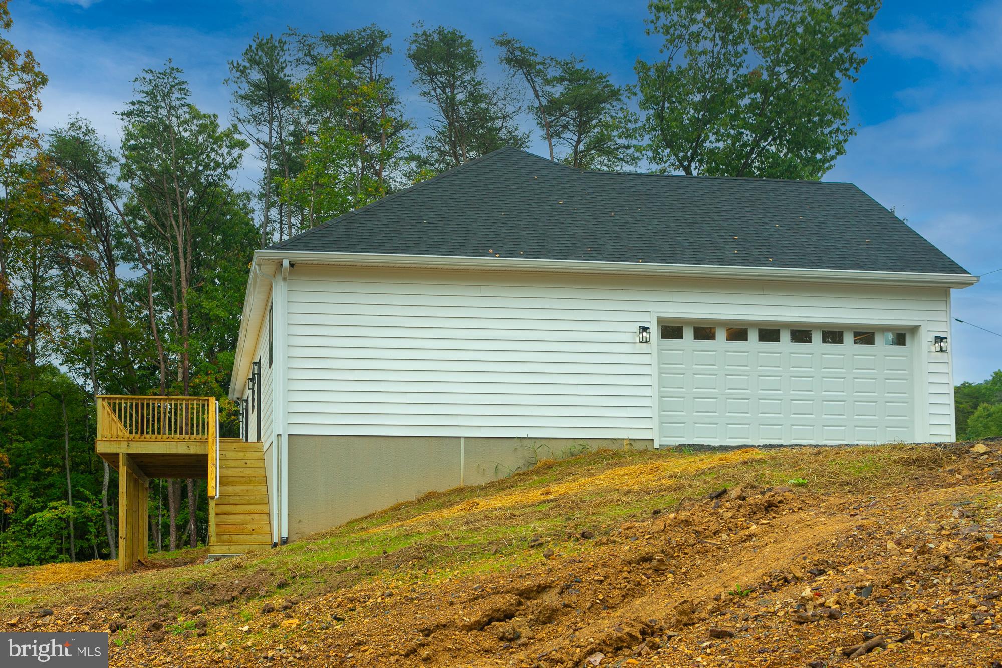 FOXWOOD KNOLLS - Residential