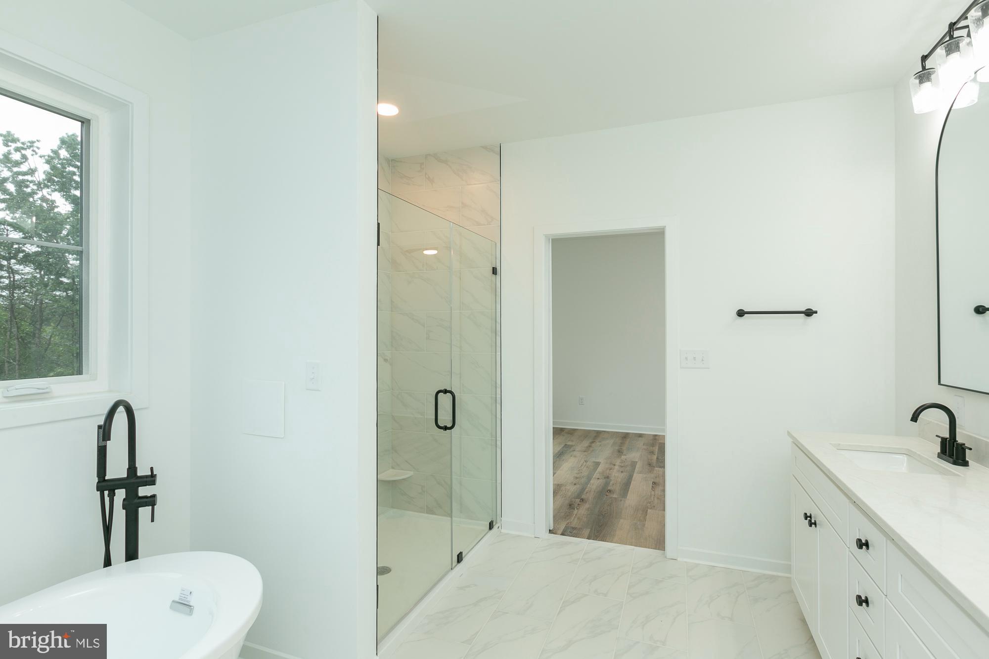 FOXWOOD KNOLLS - Residential