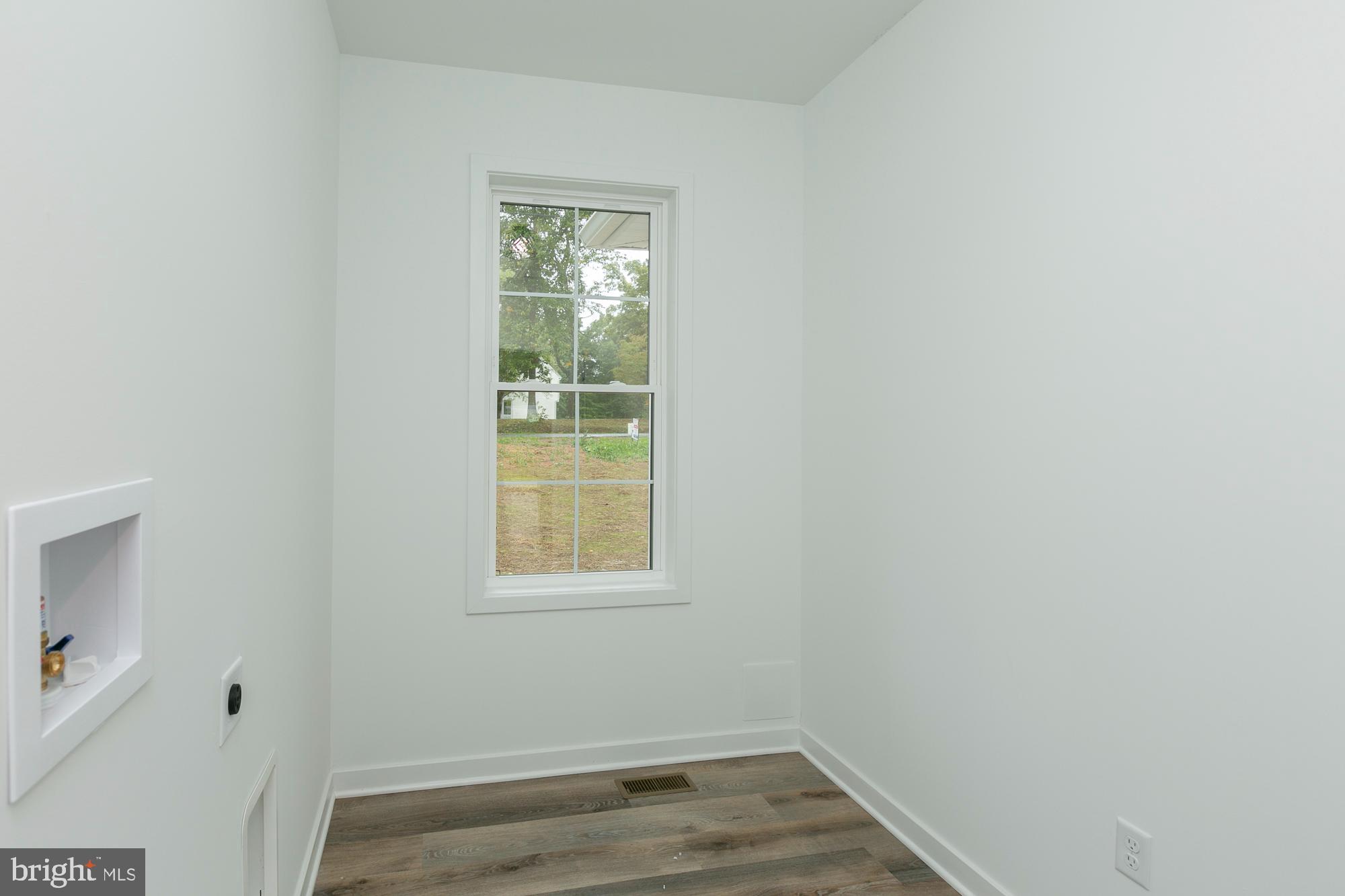 FOXWOOD KNOLLS - Residential