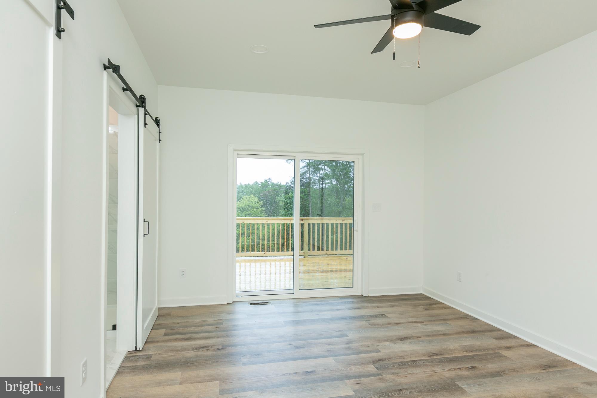 FOXWOOD KNOLLS - Residential