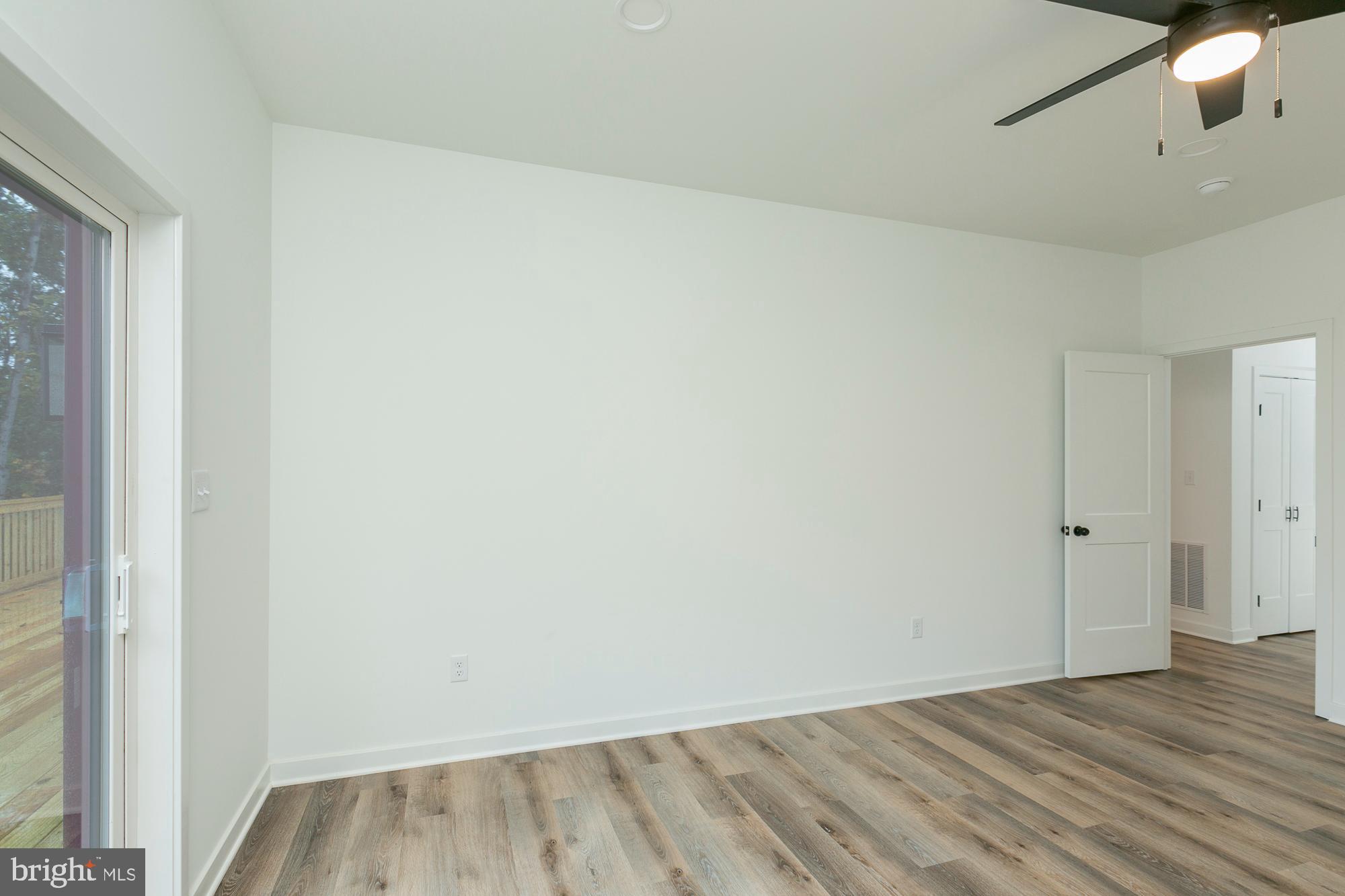 FOXWOOD KNOLLS - Residential